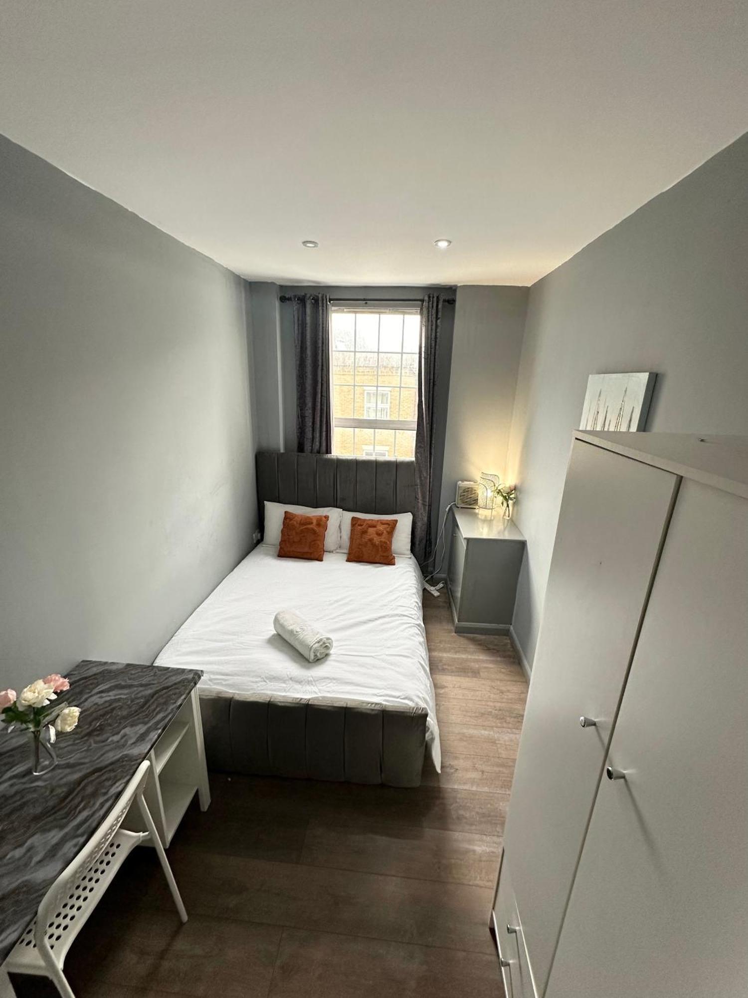 Kingcross 3 Bedroom Flat, 3mins To Euston Apartment *