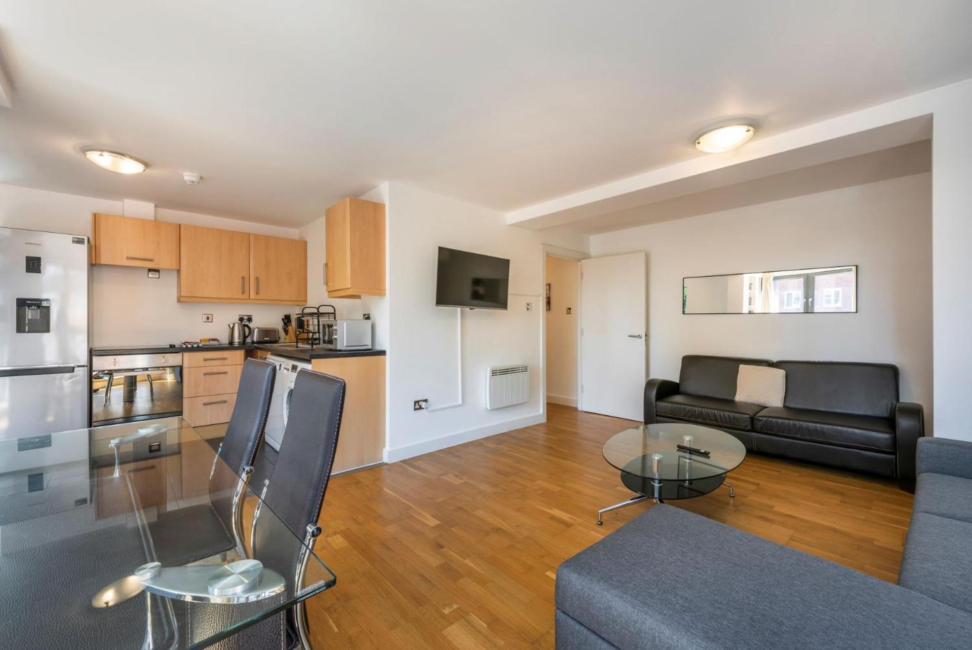 The Anarchist - Camden - By Frankie Says Apartment