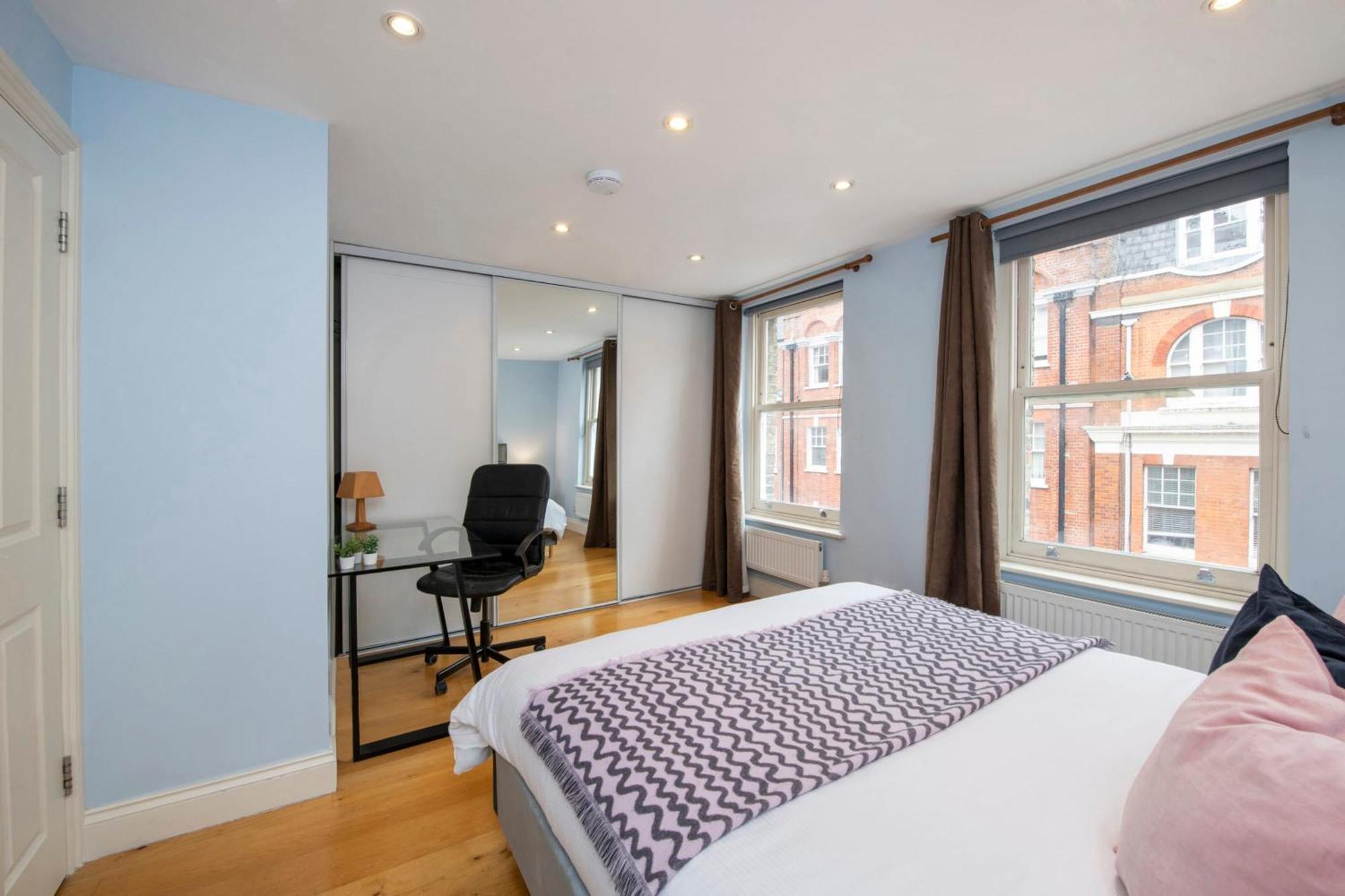 Apartment The Hideaway - Oxford Circus - By Frankie Says *