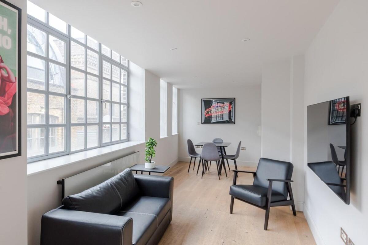 Apartment Dolls House - Farringdon - By Frankie Says London