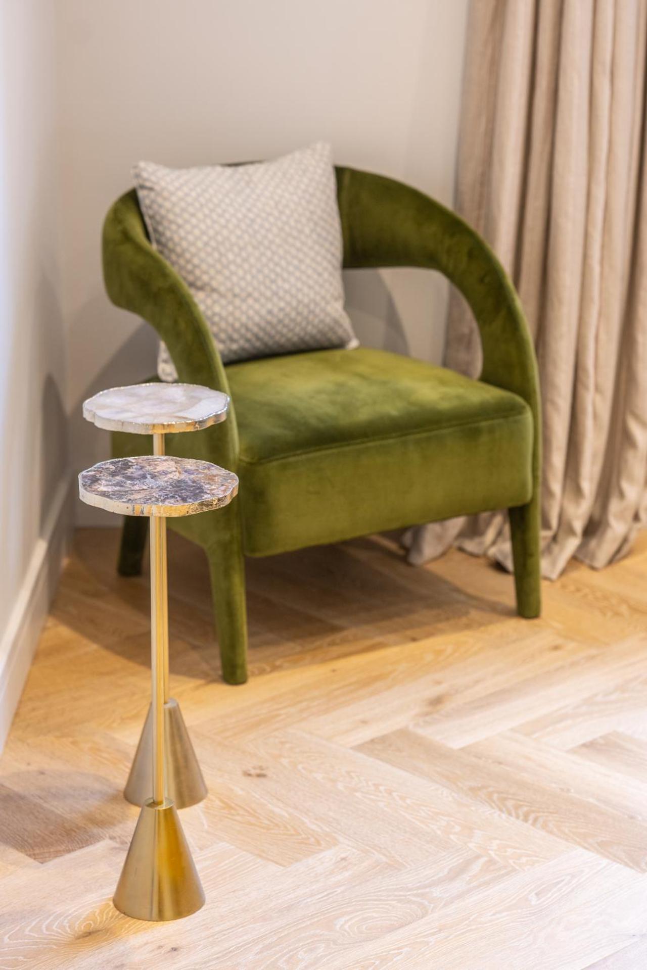Modern, Stylish Newly Refurbished 2nd Floor In Fitzrovia Apartment London