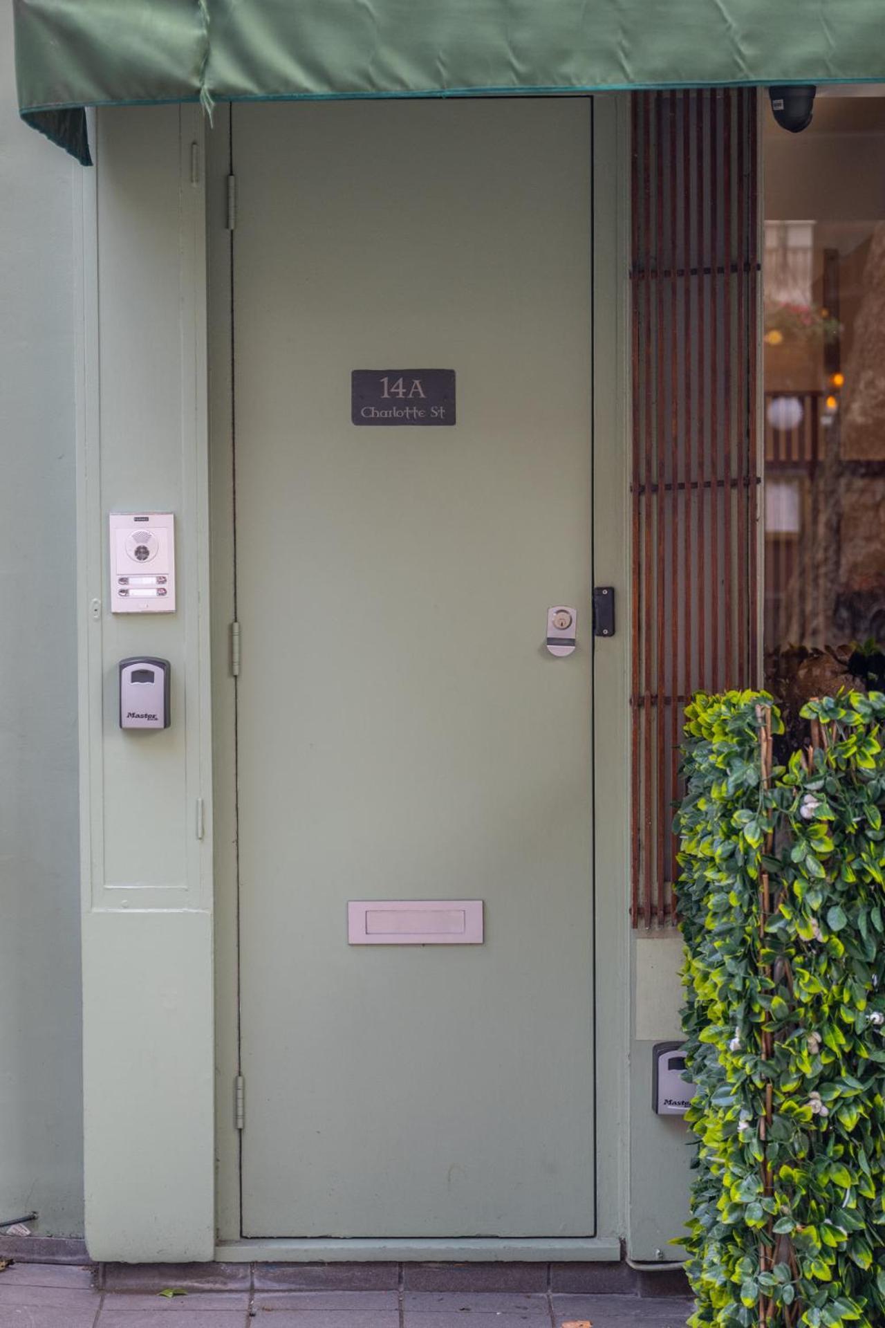Modern, Stylish Newly Refurbished 2nd Floor In Fitzrovia Apartment *