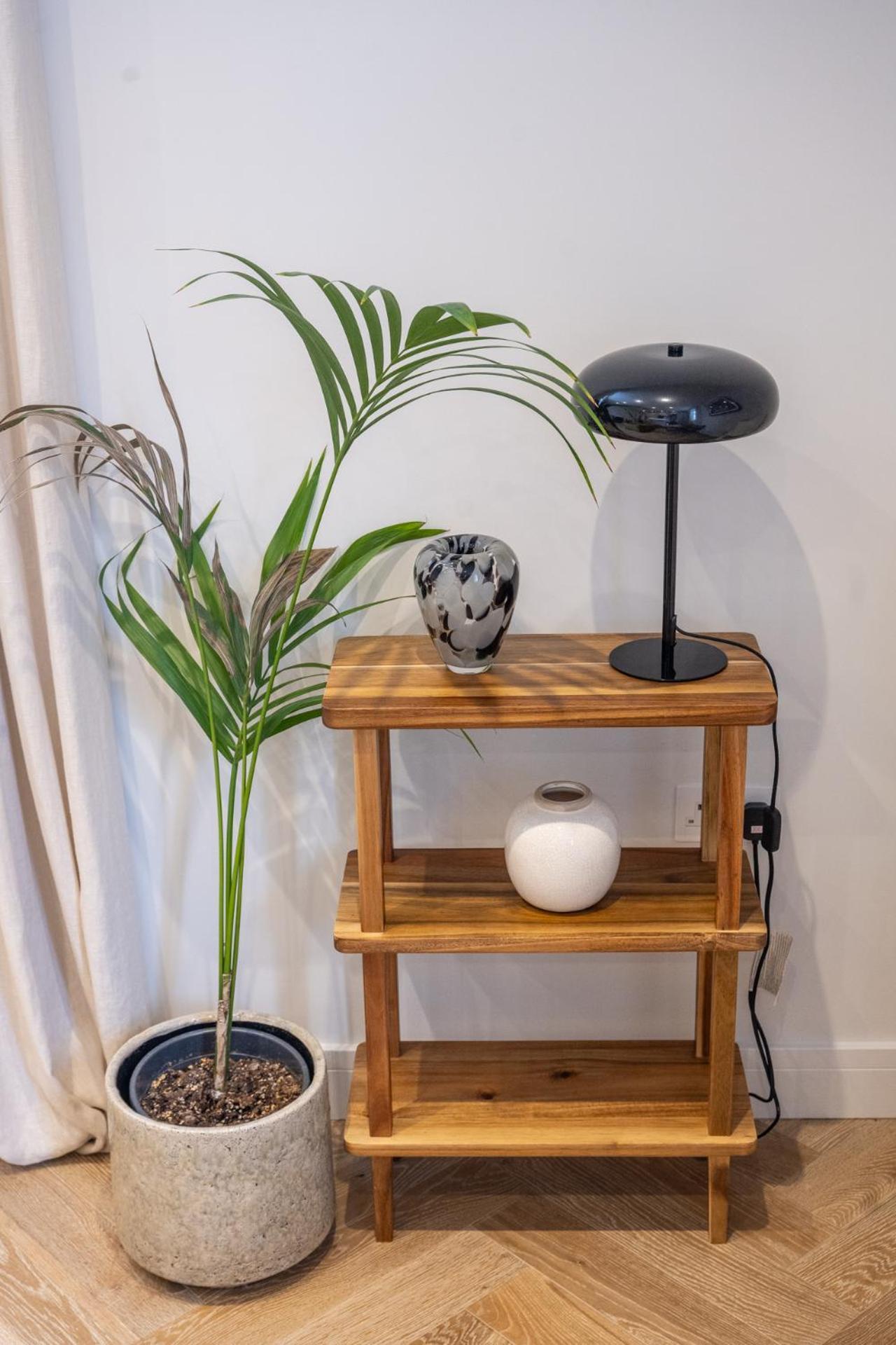 Modern, Stylish Newly Refurbished 2nd Floor In Fitzrovia Apartment London