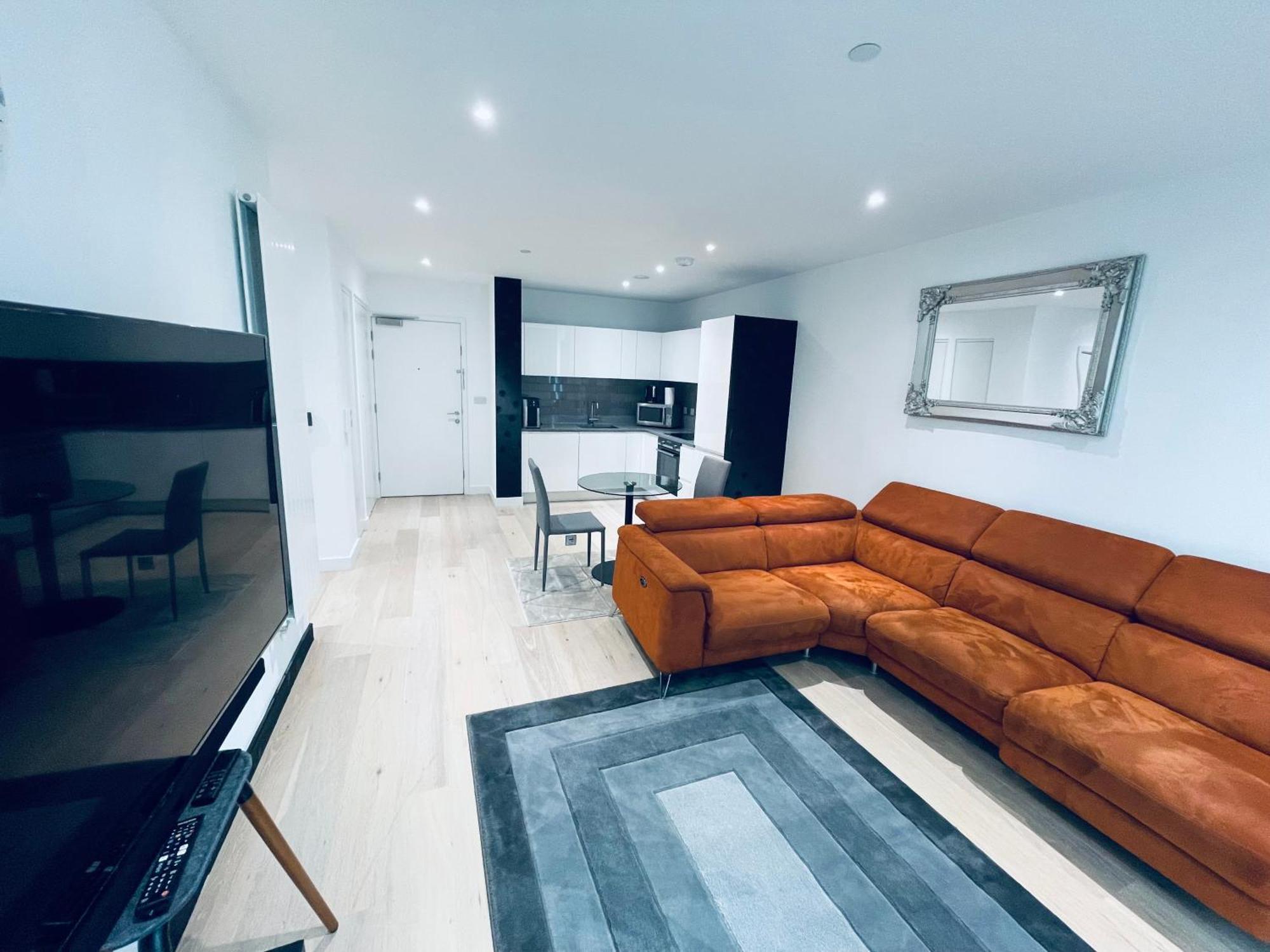 Ds - Entire 1 Bedroom *