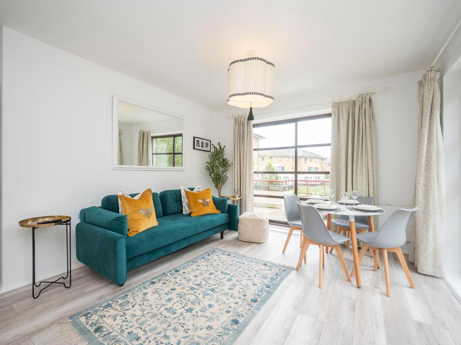 Apartment Pass The Keys - Waterfront Terrace Parking