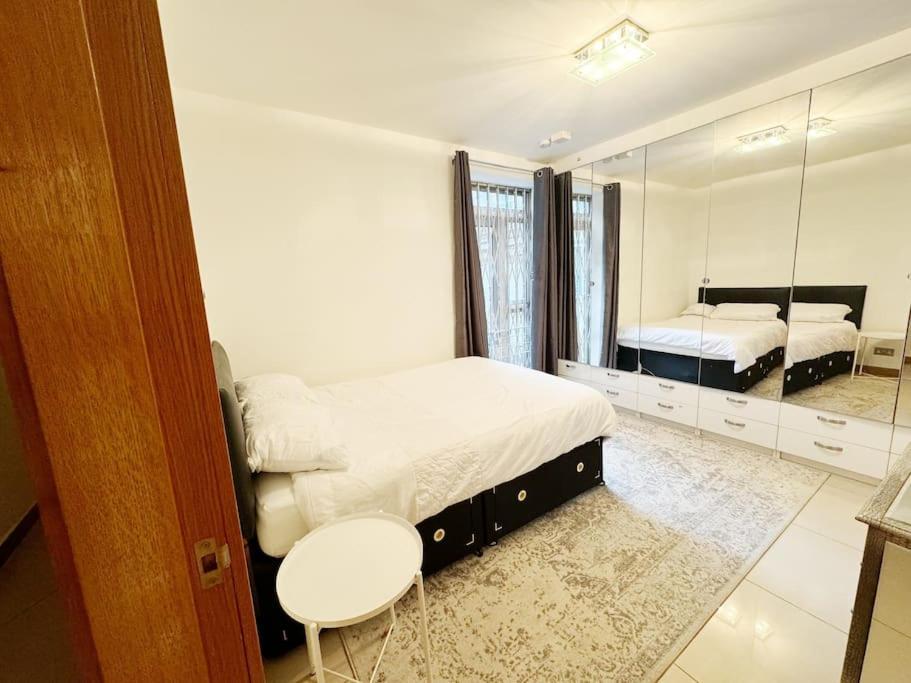 Apartment 2 Bed In London
