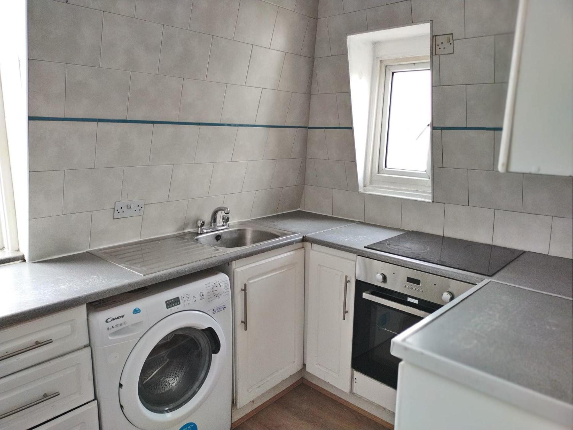 Homestay Massive Double In Manor House Zone 2