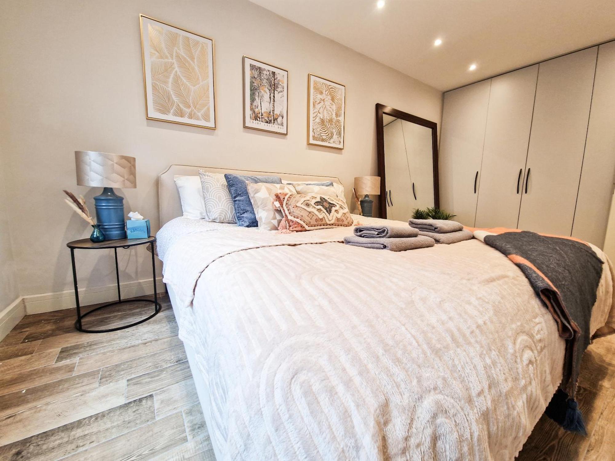 Bright 1-bed Flat Near Fulham Broadway Station With Free Wifi And Netflix *