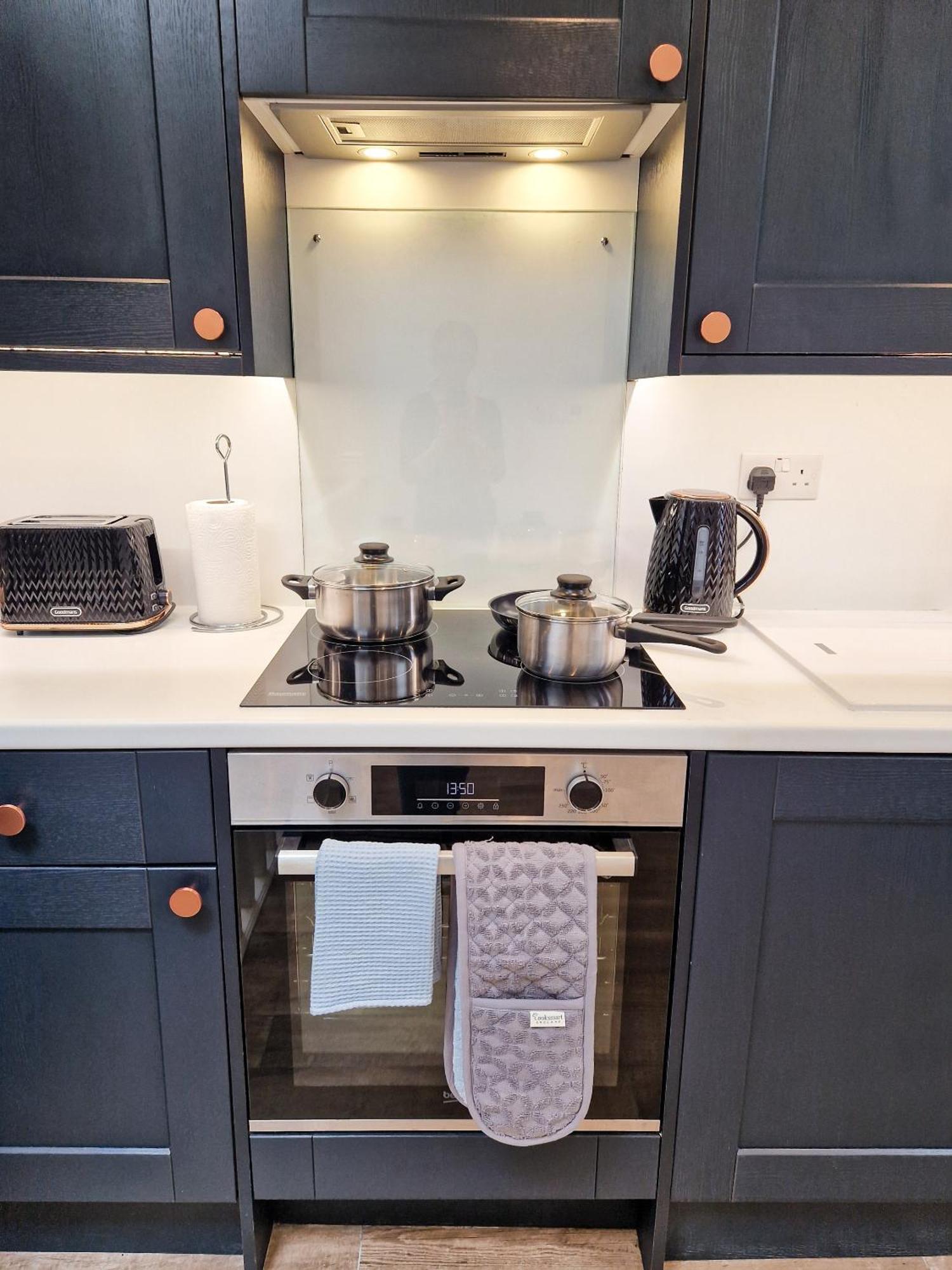 Apartment Bright 1-bed Flat Near Fulham Broadway Station With Free Wifi And Netflix *