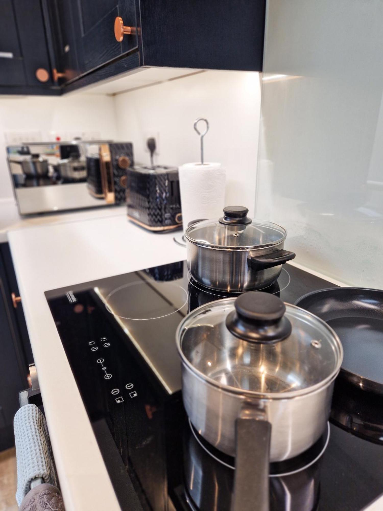 Bright 1-bed Flat Near Fulham Broadway Station With Free Wifi And Netflix *