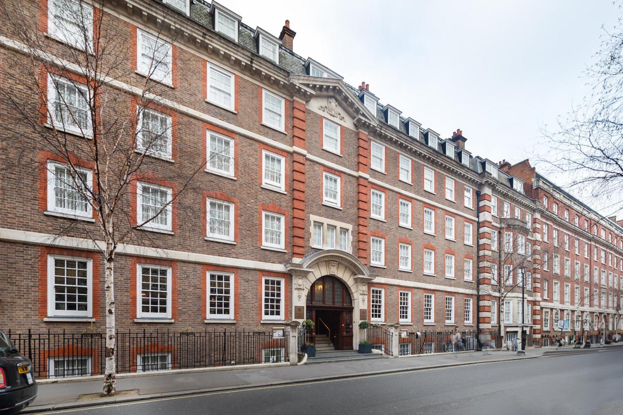 Hotel Fitzrovia 4*