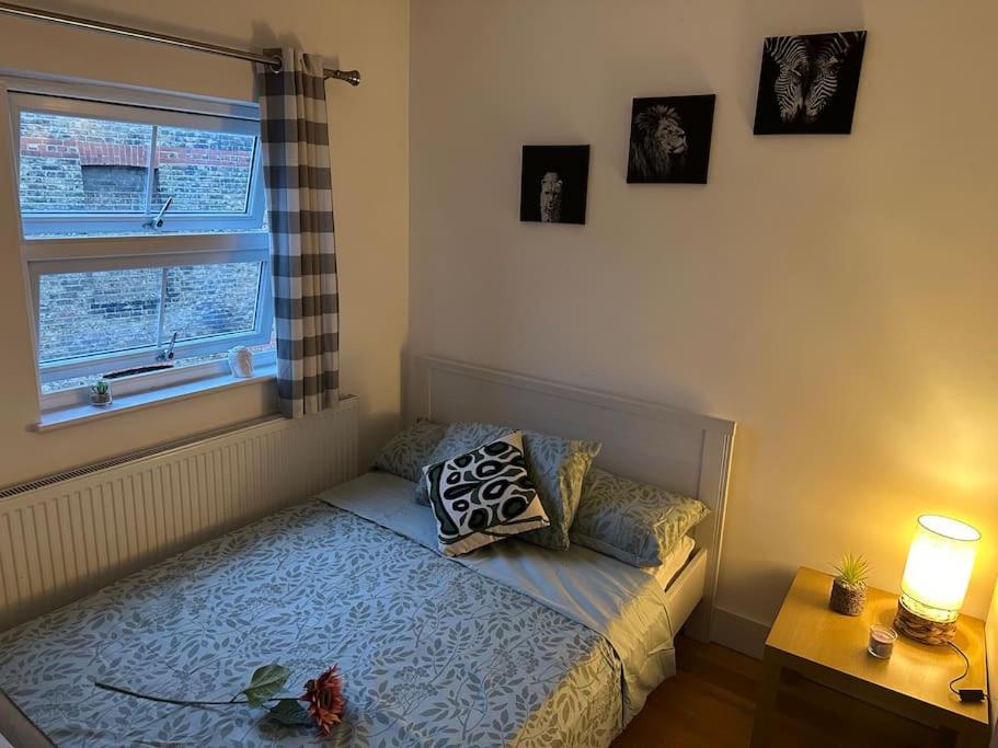 Putney , Modern-flawless ! Londres