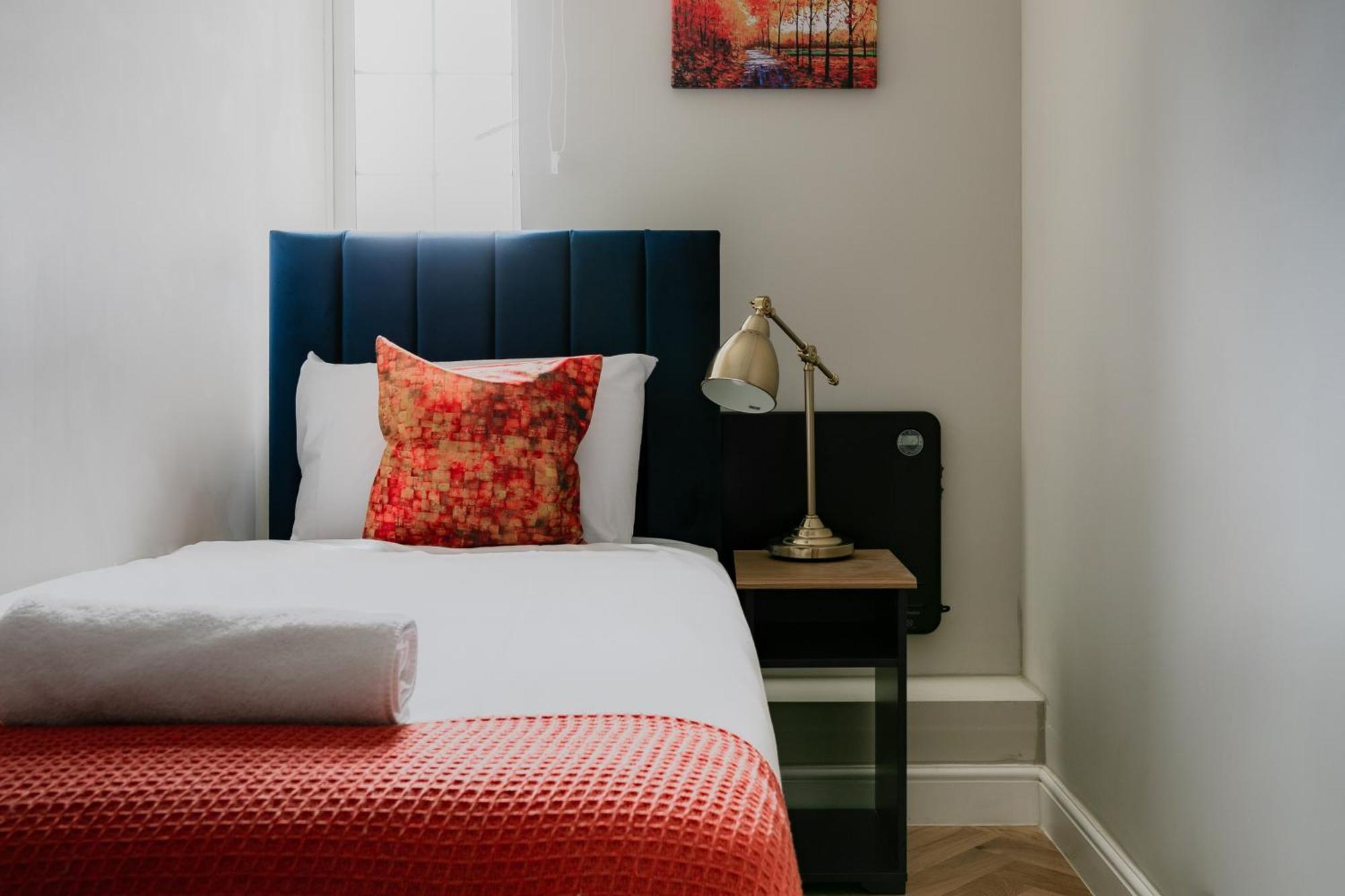 Bright Near Marble Arch And Hyde Park Apartment London