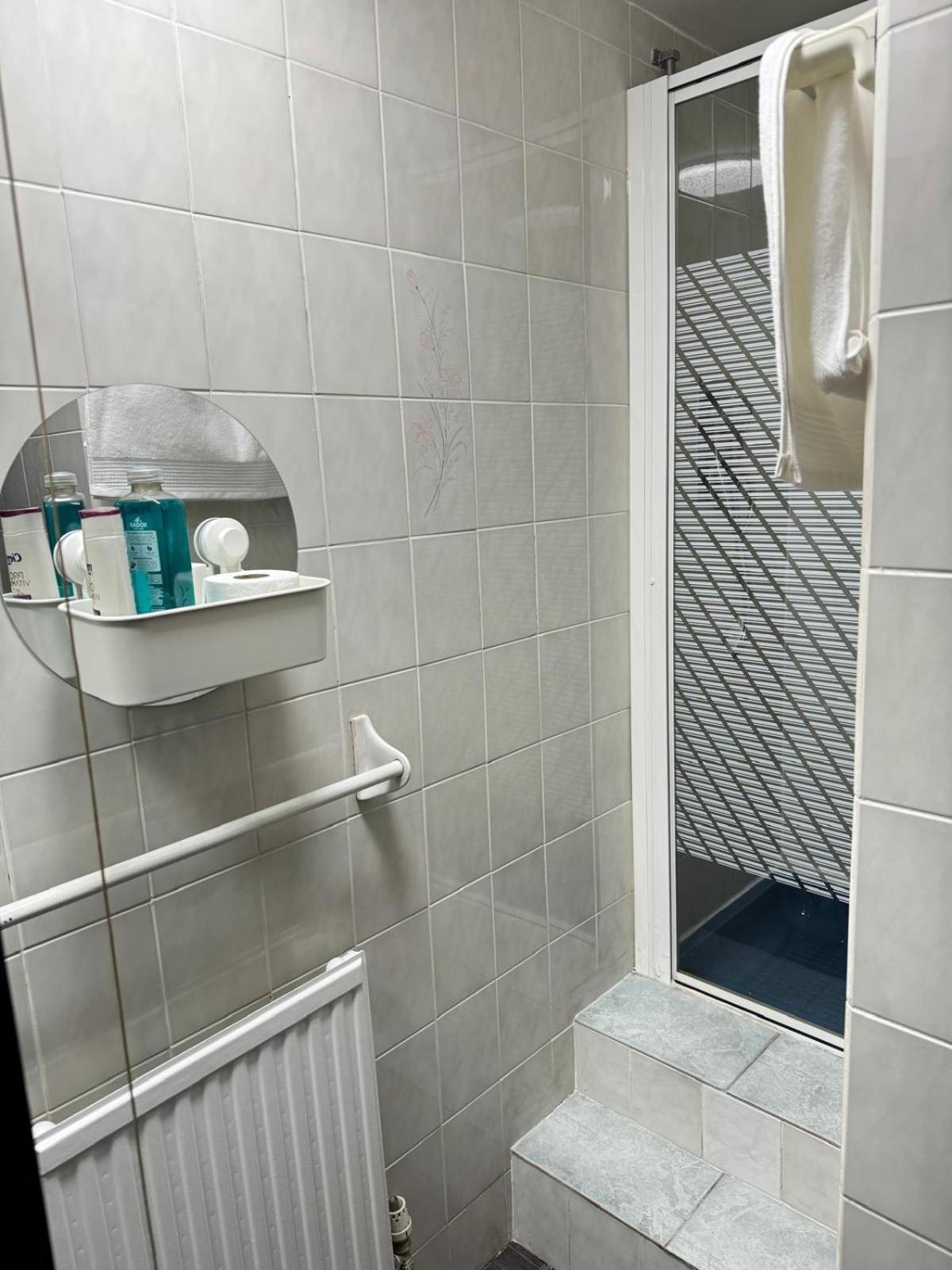 Stockwell Station Apartment London