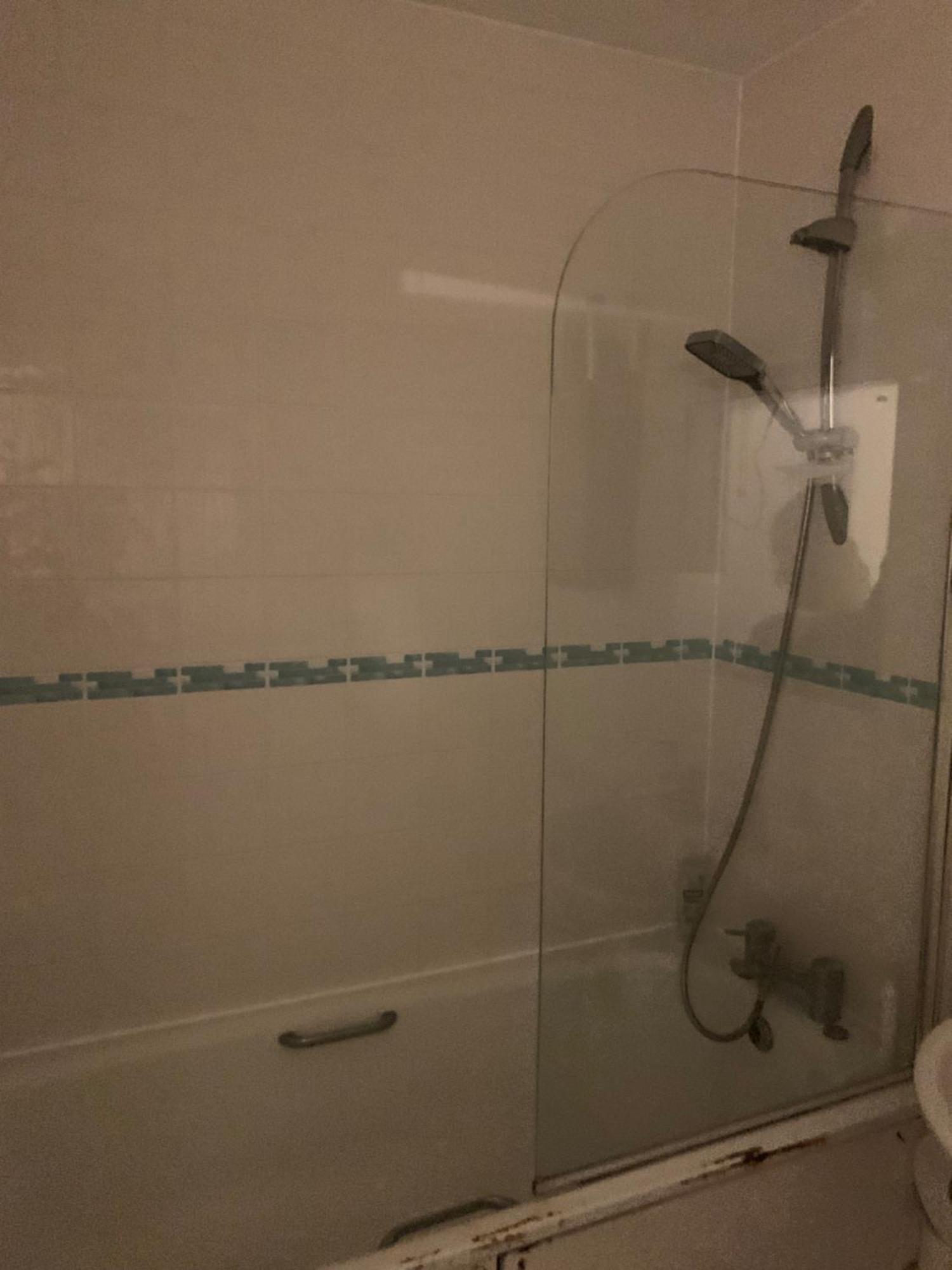 Donnington Court Homestay London