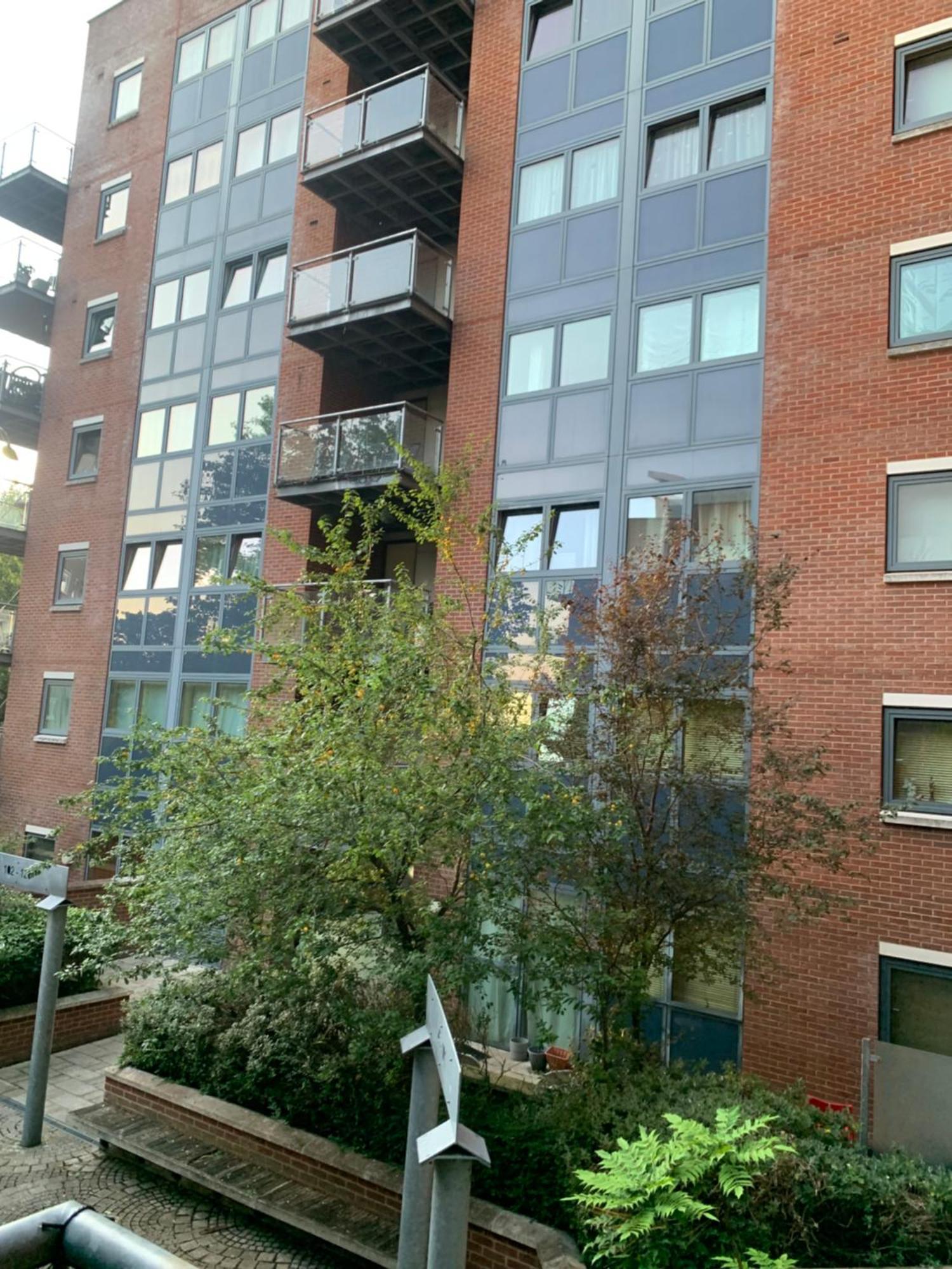Homestay Donnington Court London