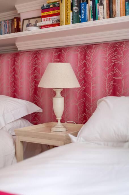 Apartment Elegant 2-bedroom Flat In South Kensington,