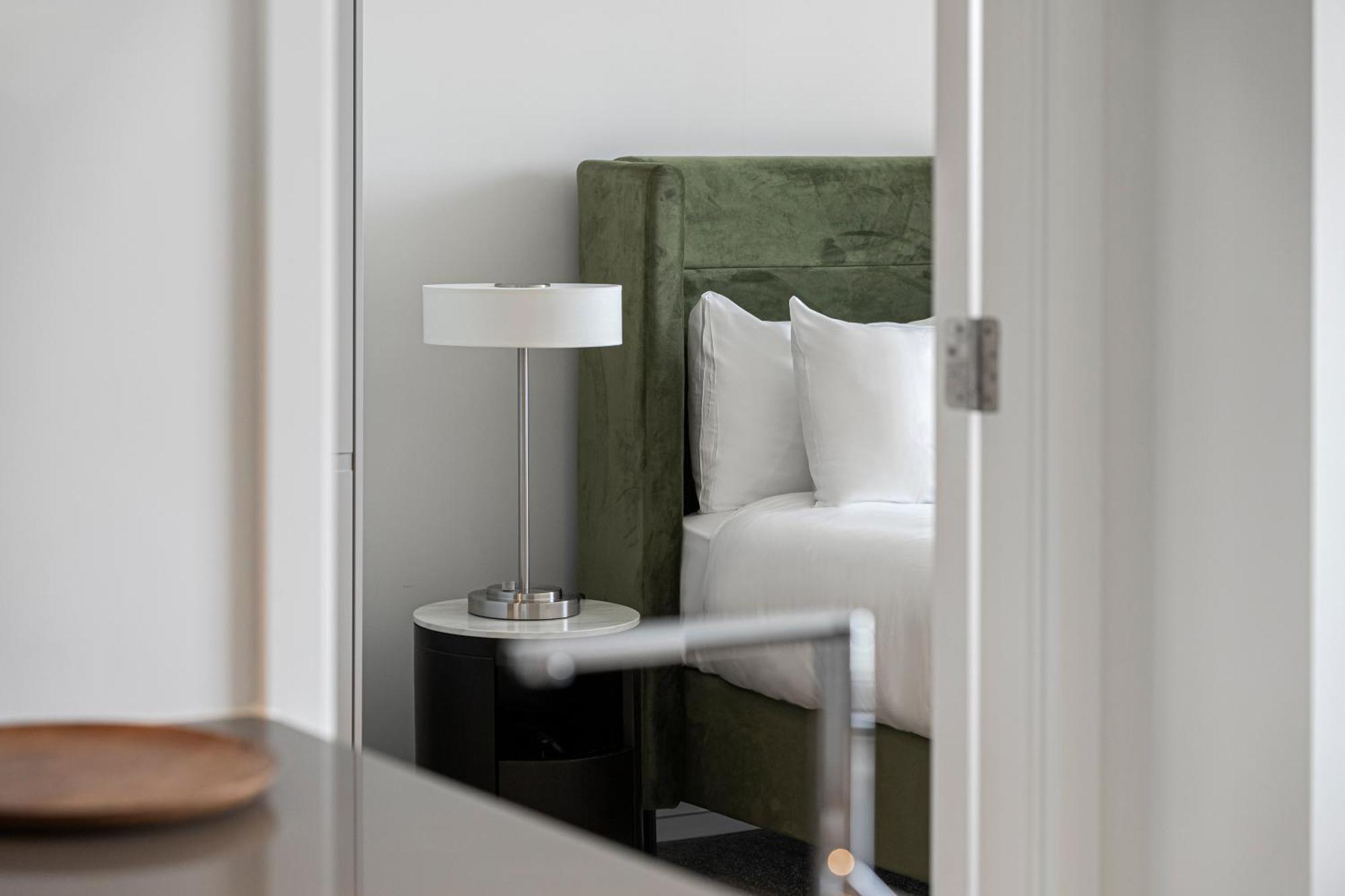 1 Newfoundland Apartment London