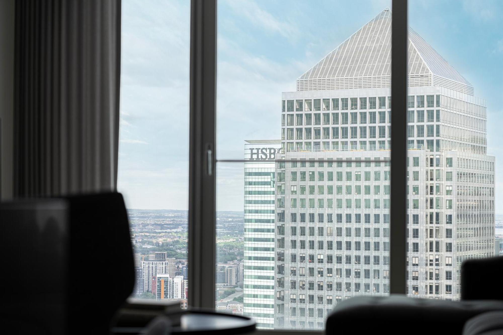 1 Newfoundland Apartment London