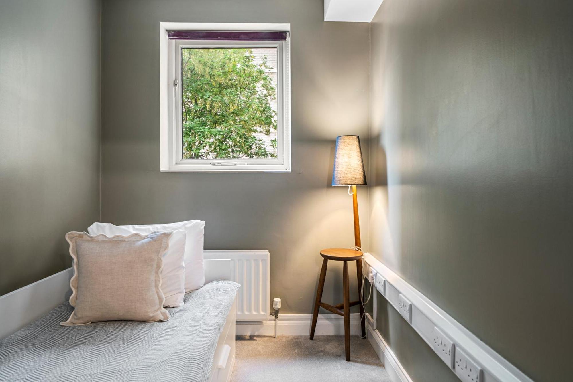 Exclusive & Comfortable By Old Street Station Apartment London