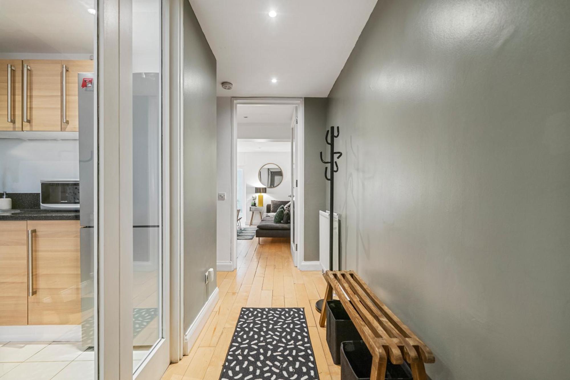 Exclusive & Comfortable By Old Street Station Apartment London