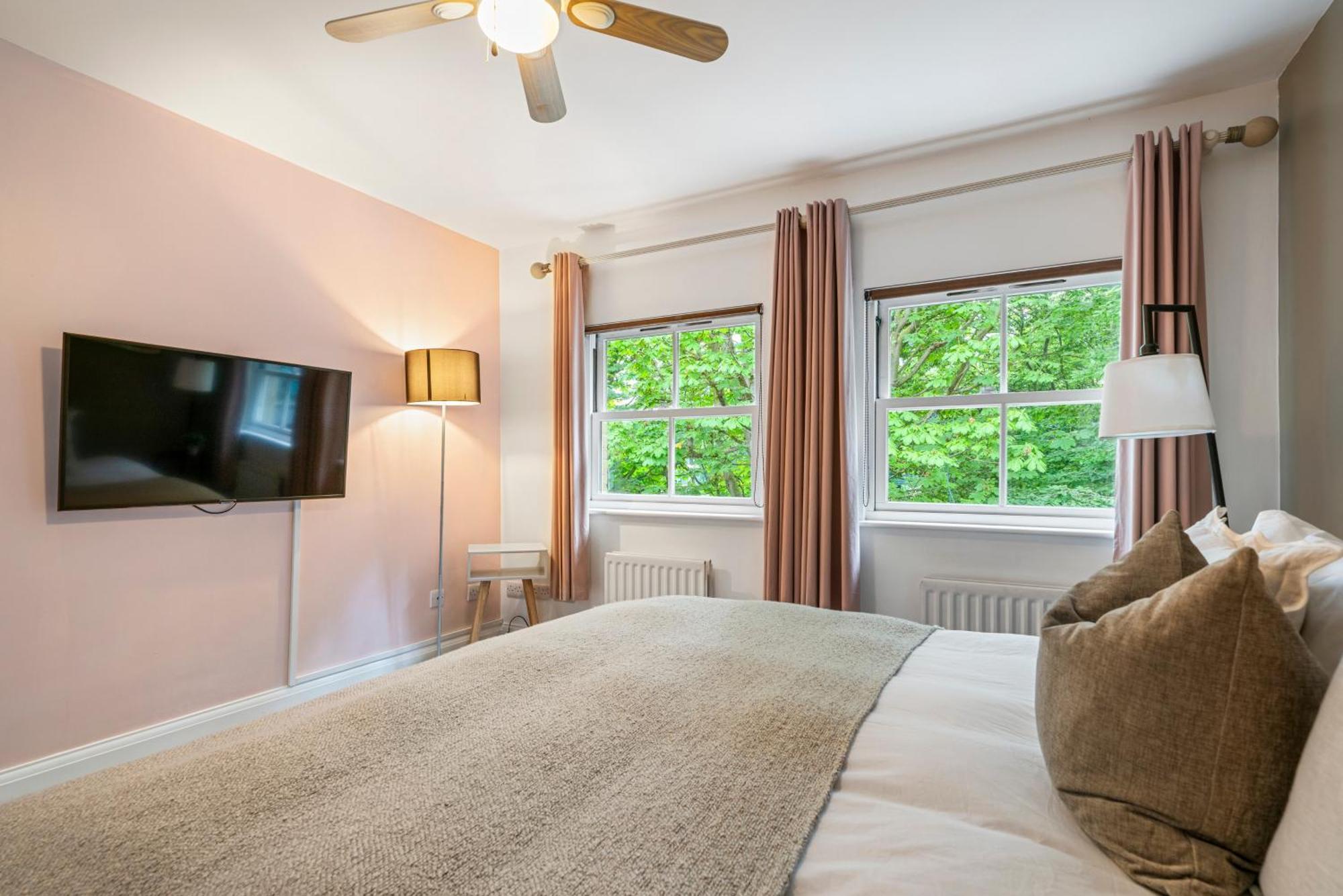 Exclusive & Comfortable By Old Street Station Apartment London