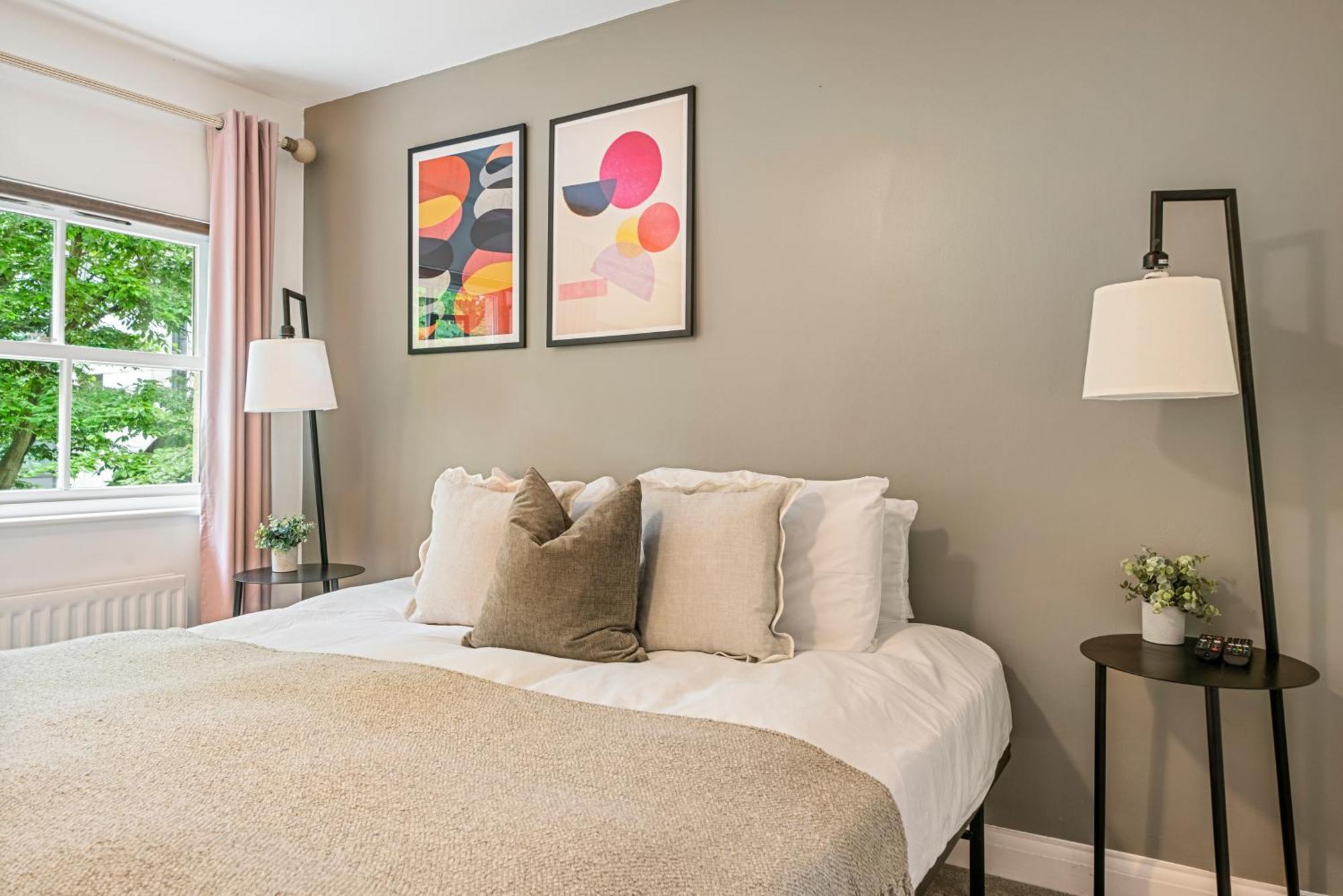 Exclusive & Comfortable By Old Street Station London