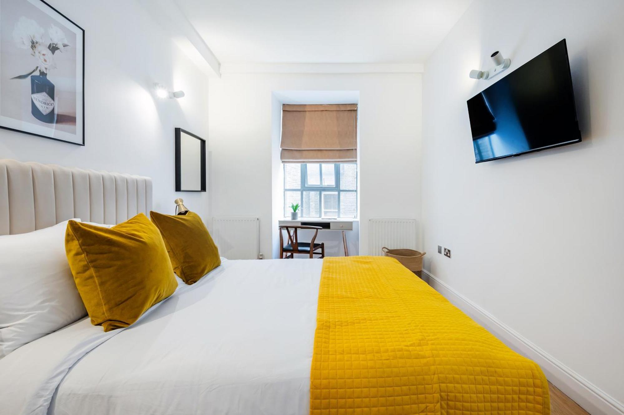 Arcore Premium Broad Court & Shelton Street Apartment