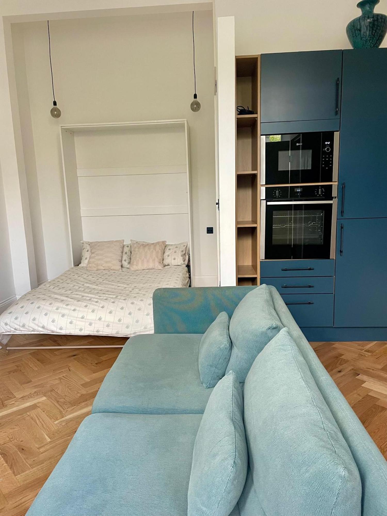 Fabulous In The Heart Of Kensington Apartment *
