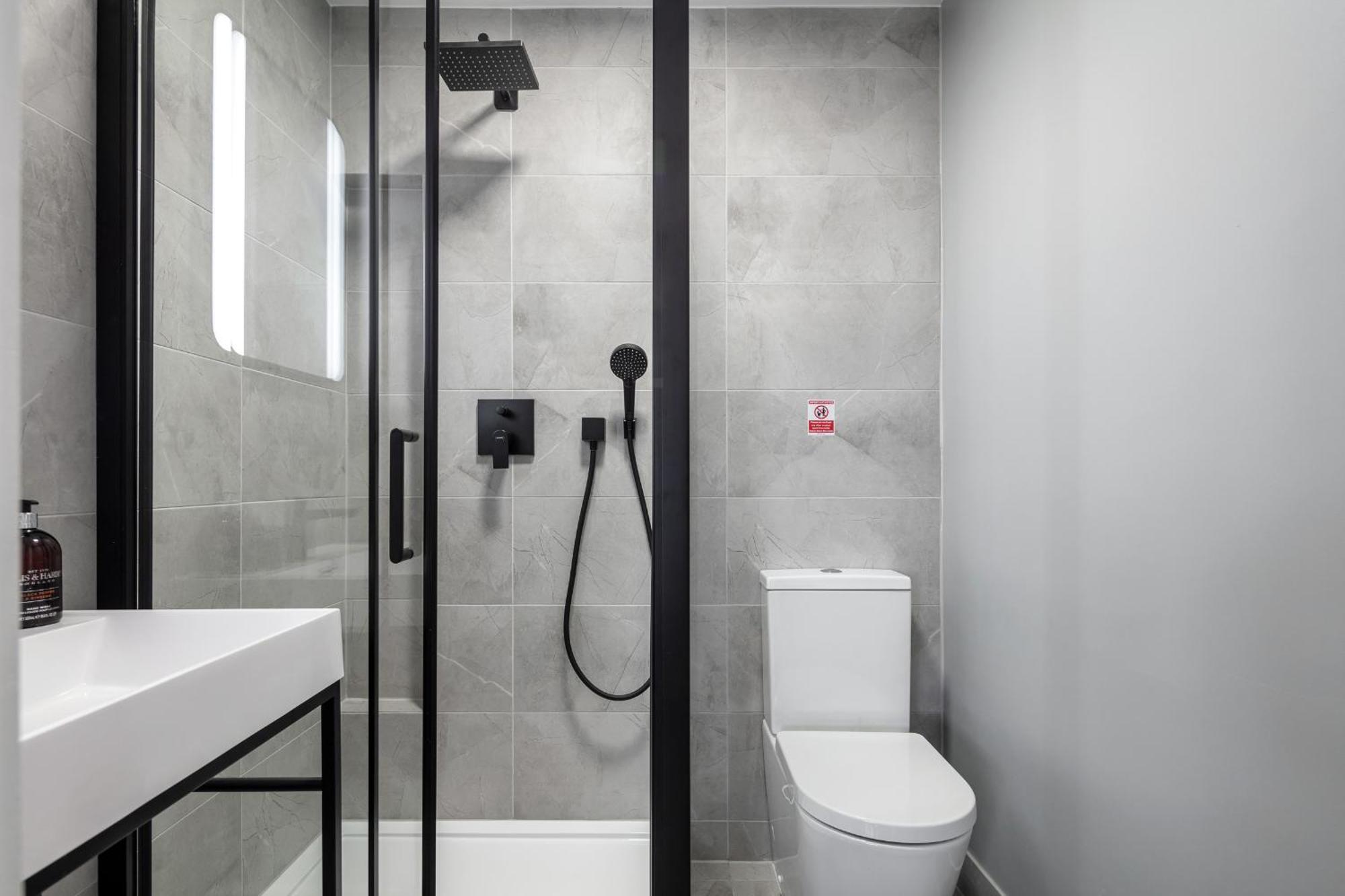Apartamento Sky View - 15 Min By Tube To Oxford St In Central Londres