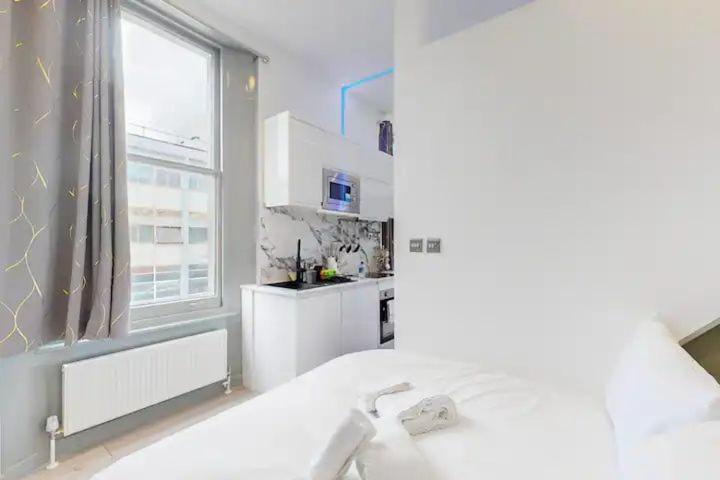 Praed Street Paddington *