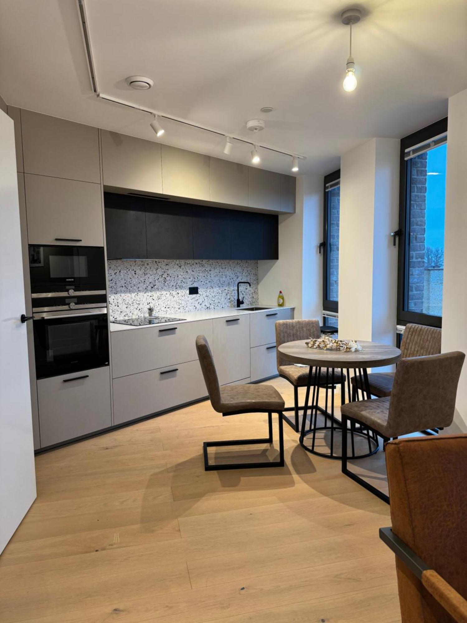 Apartment Stylish Luxury 1 Bedroom Flat