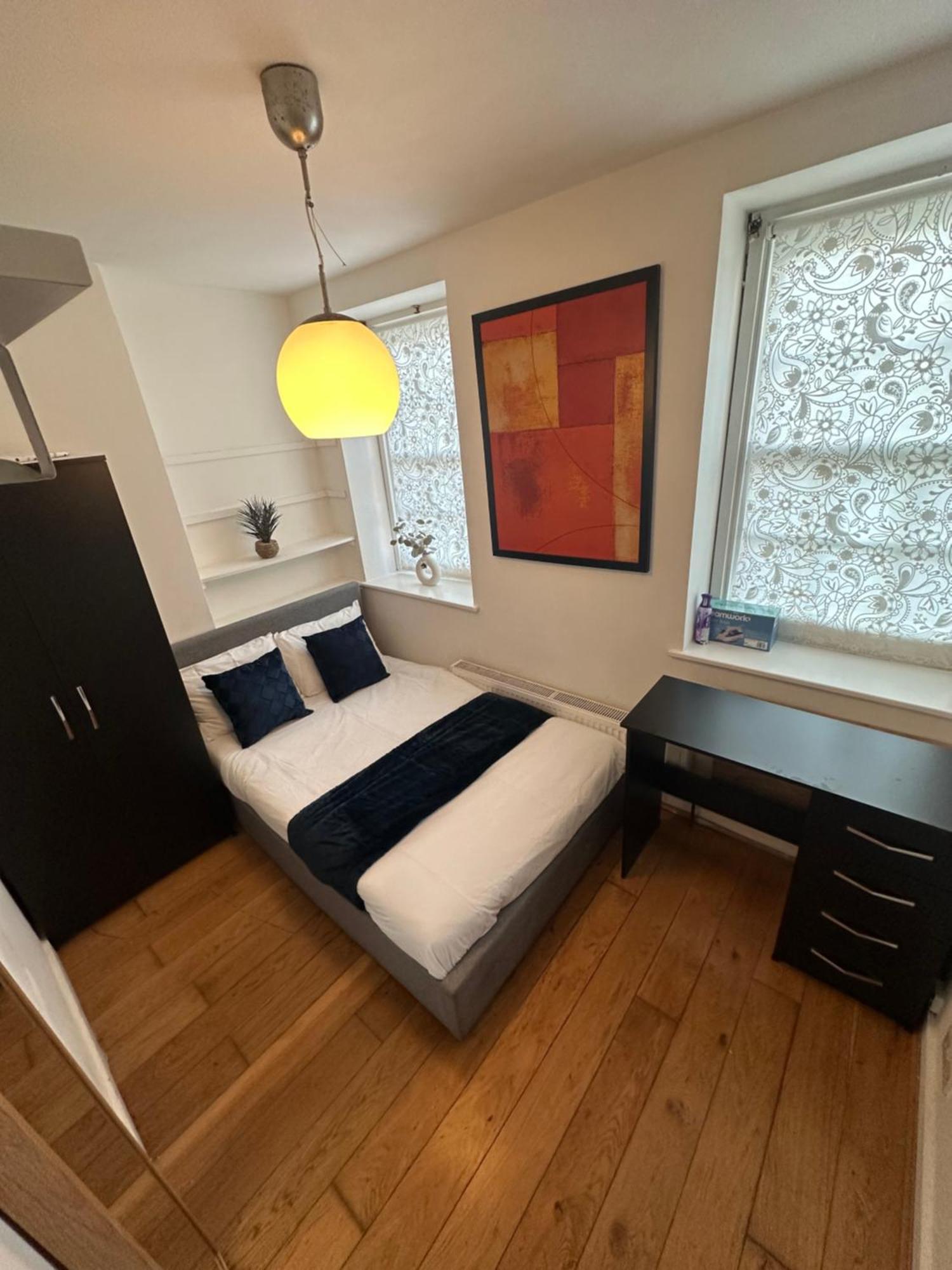 2 Bedroom Flat In Kingscross, St Pancras! 6 People Apartment *