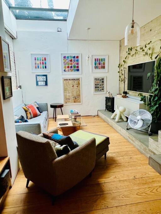 Stunning With Summer Cabin, Garden And Terrace Apartment *