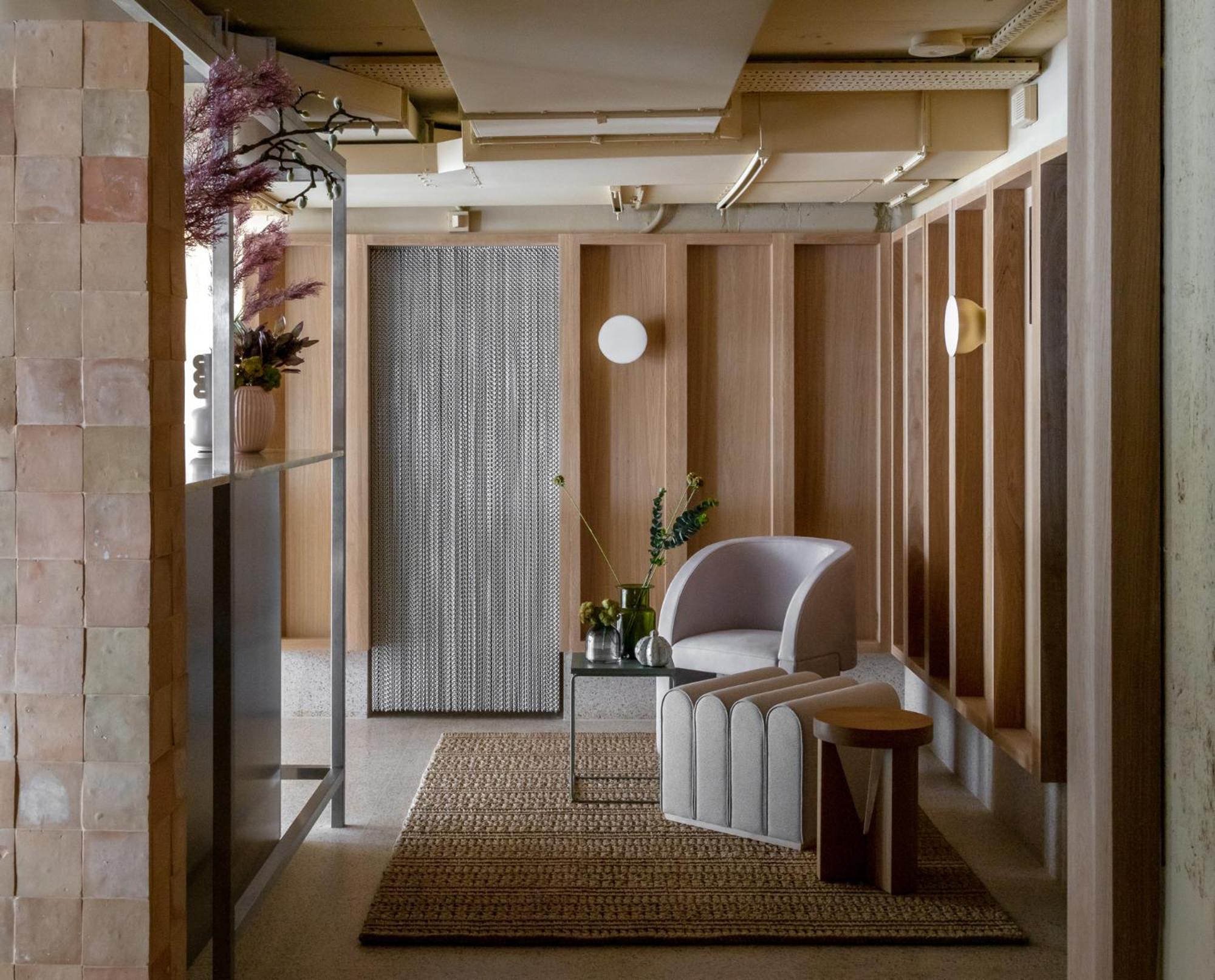 Hotel Locke At Broken Wharf London