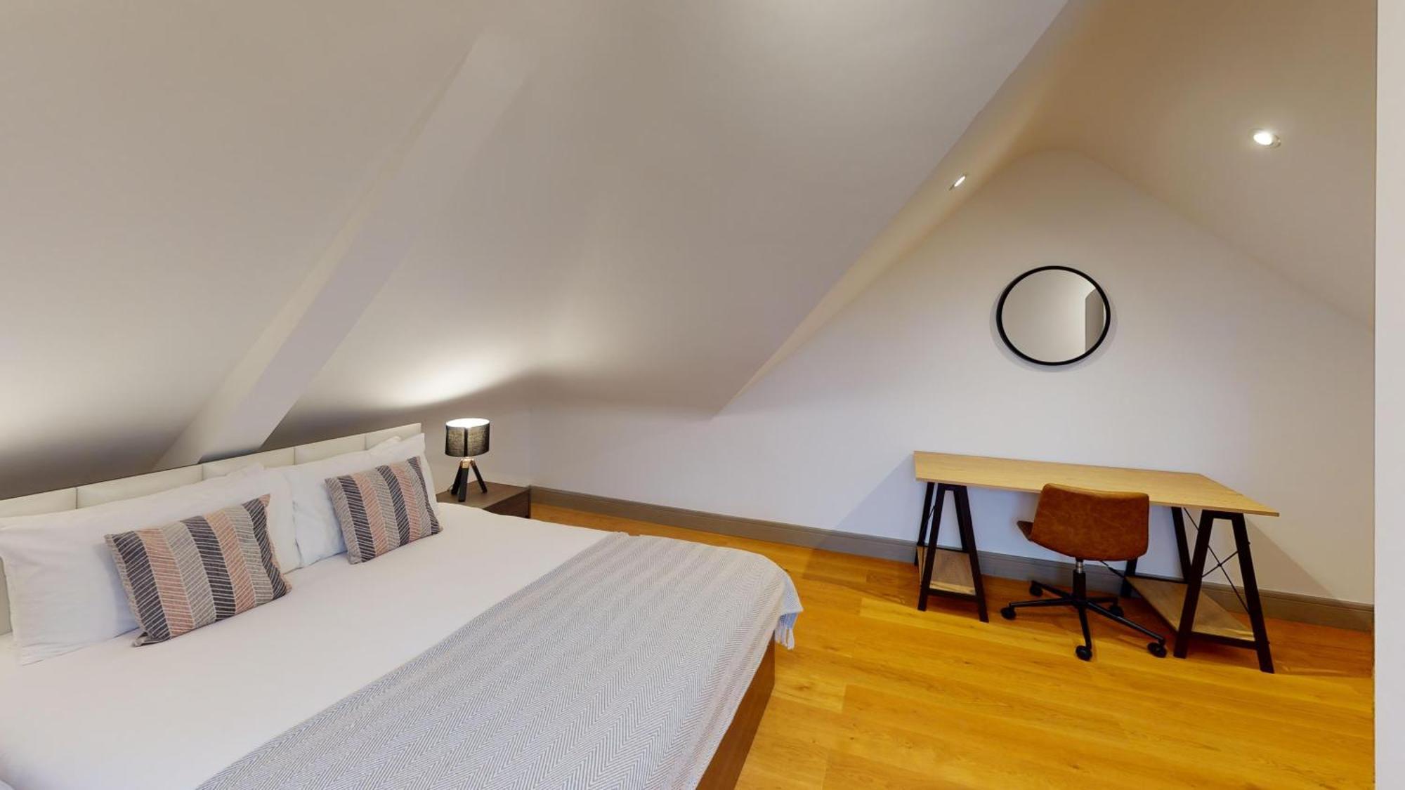 Apartment Charles Hope Kew Bridge