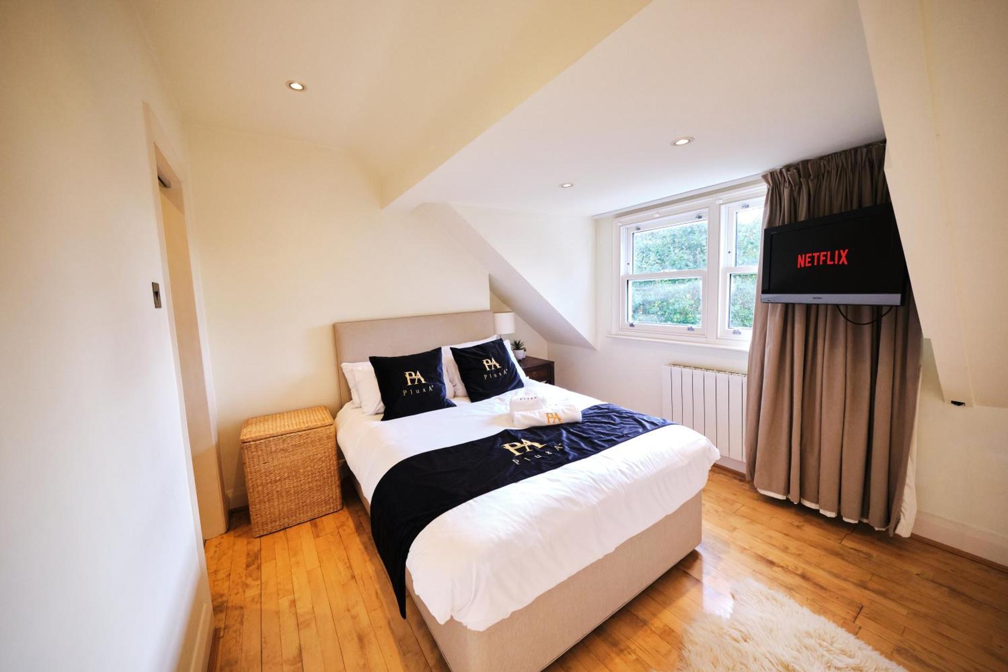 Apartment Ebony London