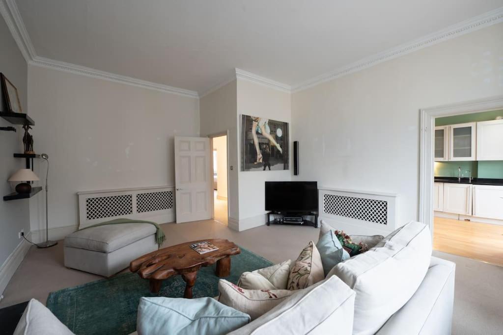 48 Redcliffe Gardens By Capital Apartamento