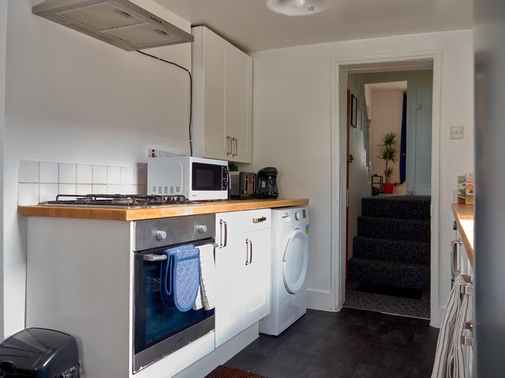 Lovely Large Apartment *