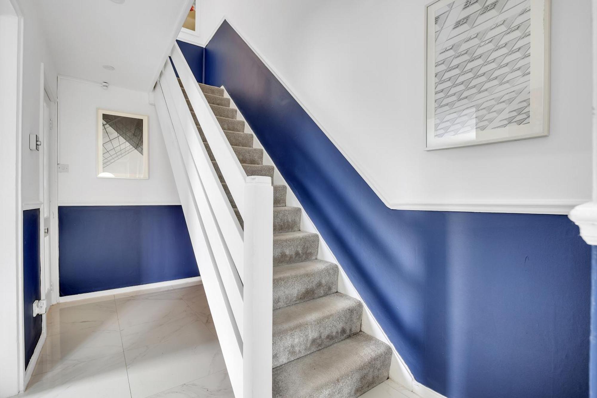 Stadium Apartment *