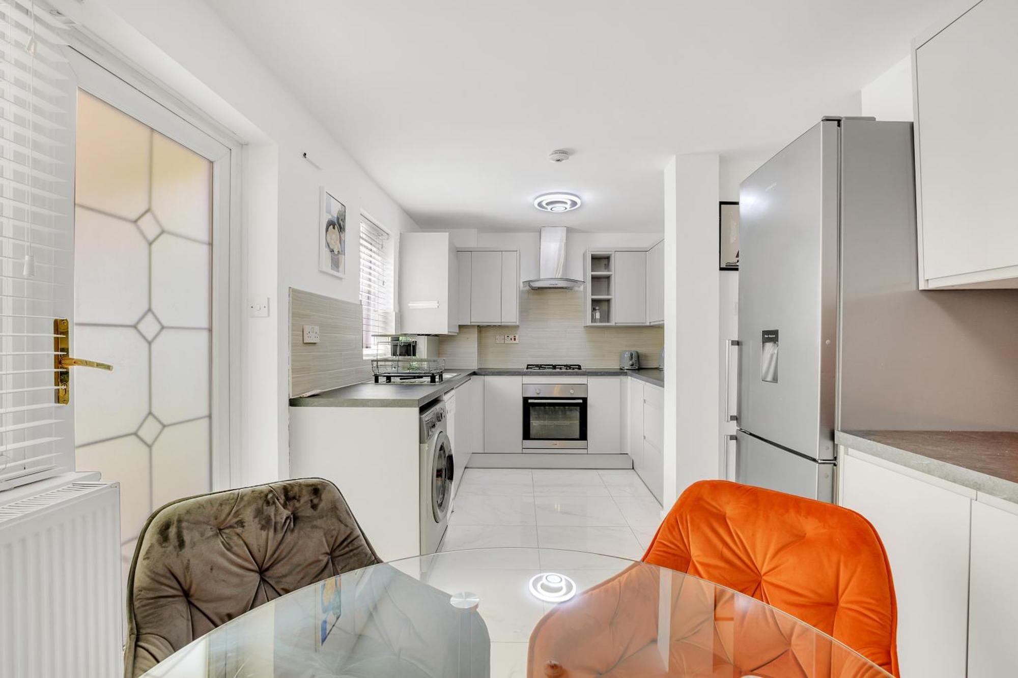 Apartment Stadium *