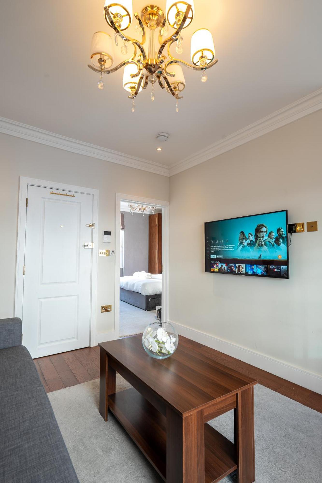 Camden's Luxurious Urban Escape London