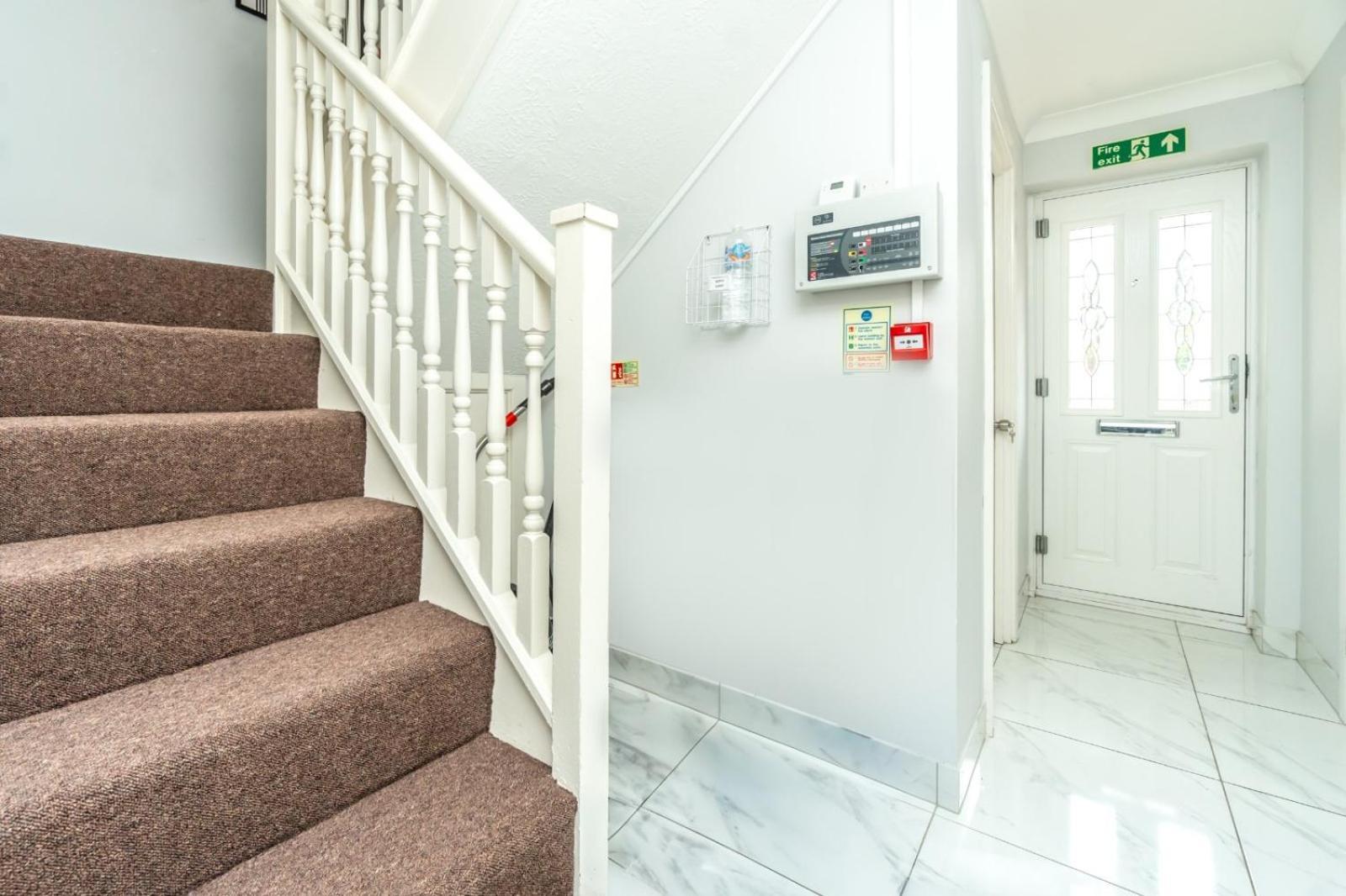 In Maryland Apartment London