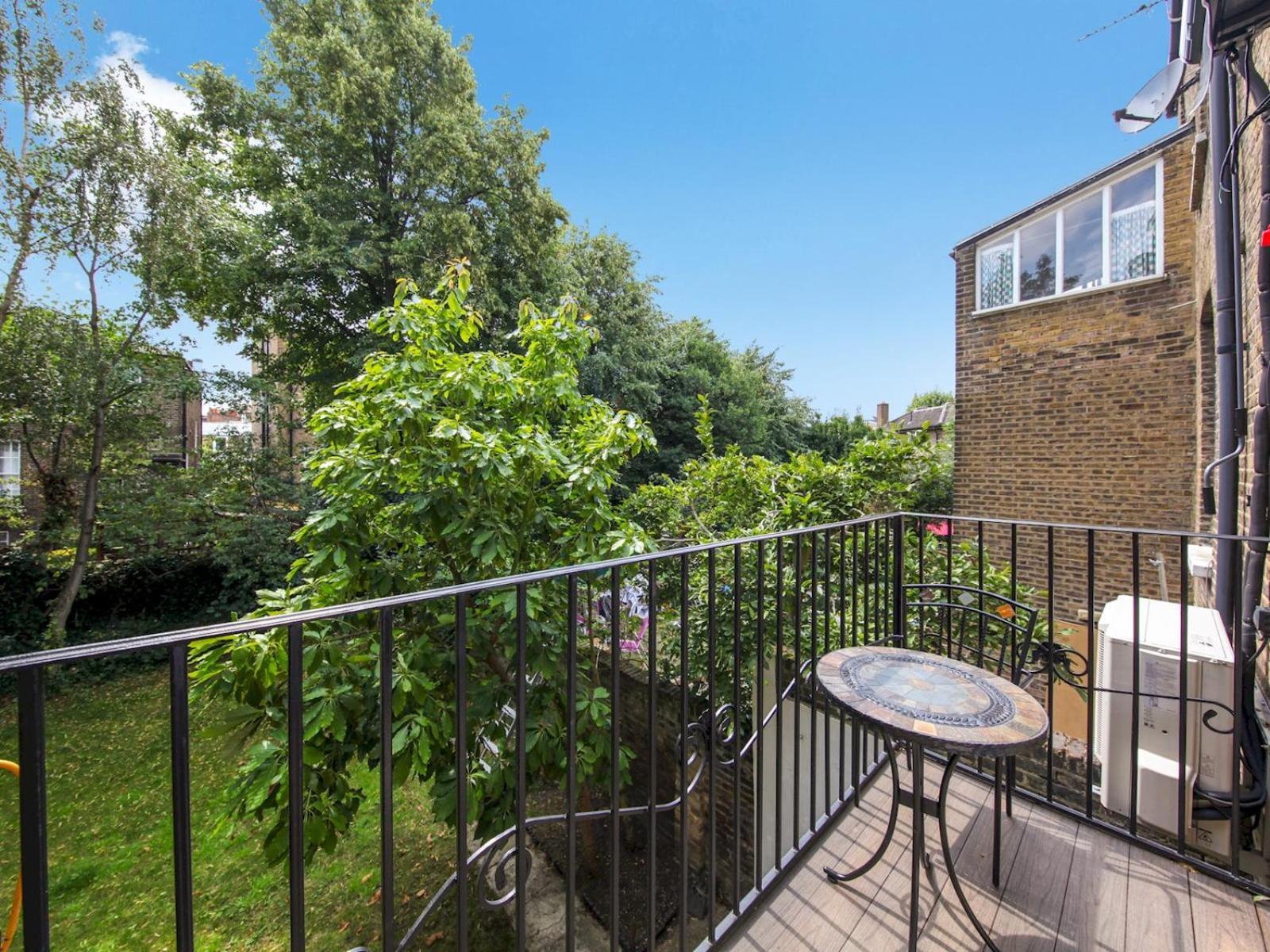 Apartment Pass The Keys Charming Flat In Kentish Town *