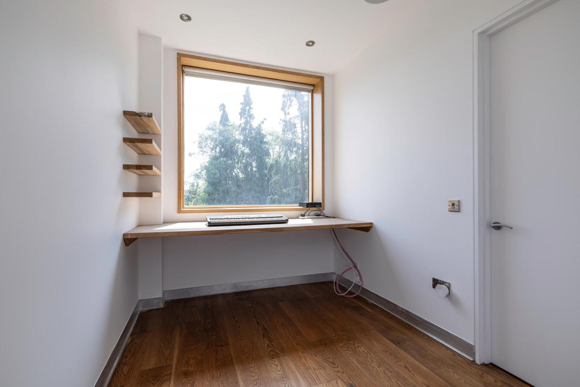 Penthouse Of Old Piano Factory In Kentish Town - Homestay London