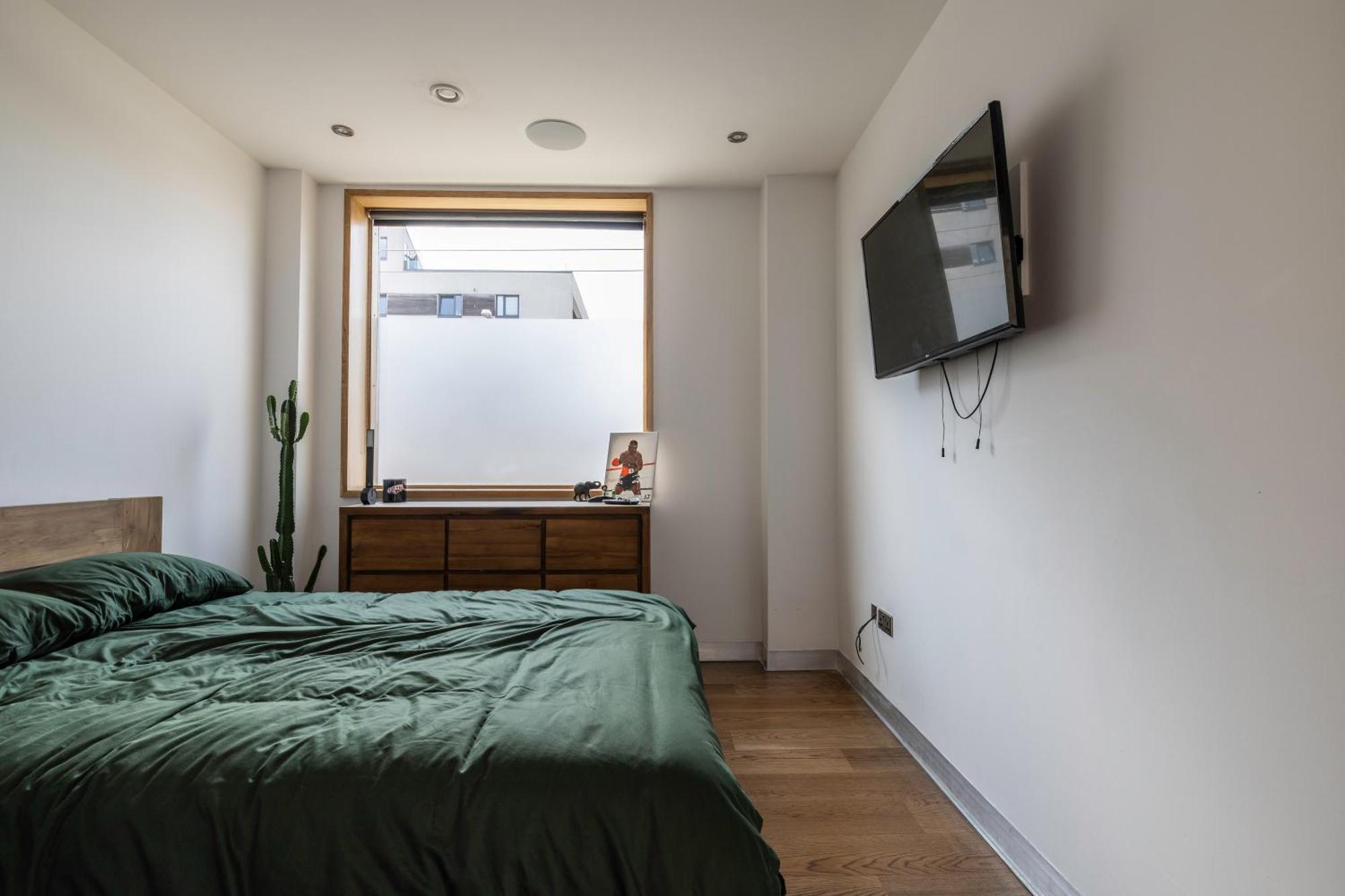 Homestay Penthouse Of Old Piano Factory In Kentish Town - *