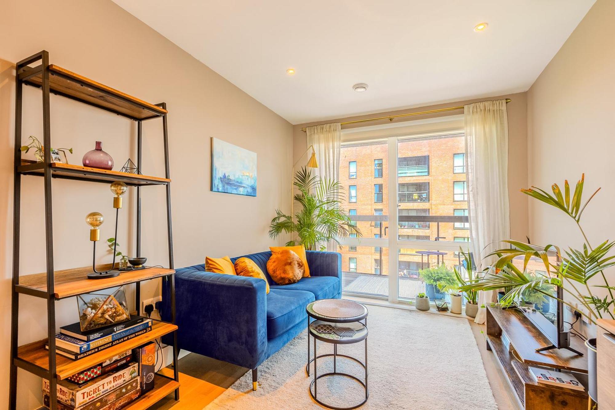 Elegant 1br Apartment, 5 Min Limehouse Dlr Station Apartment *