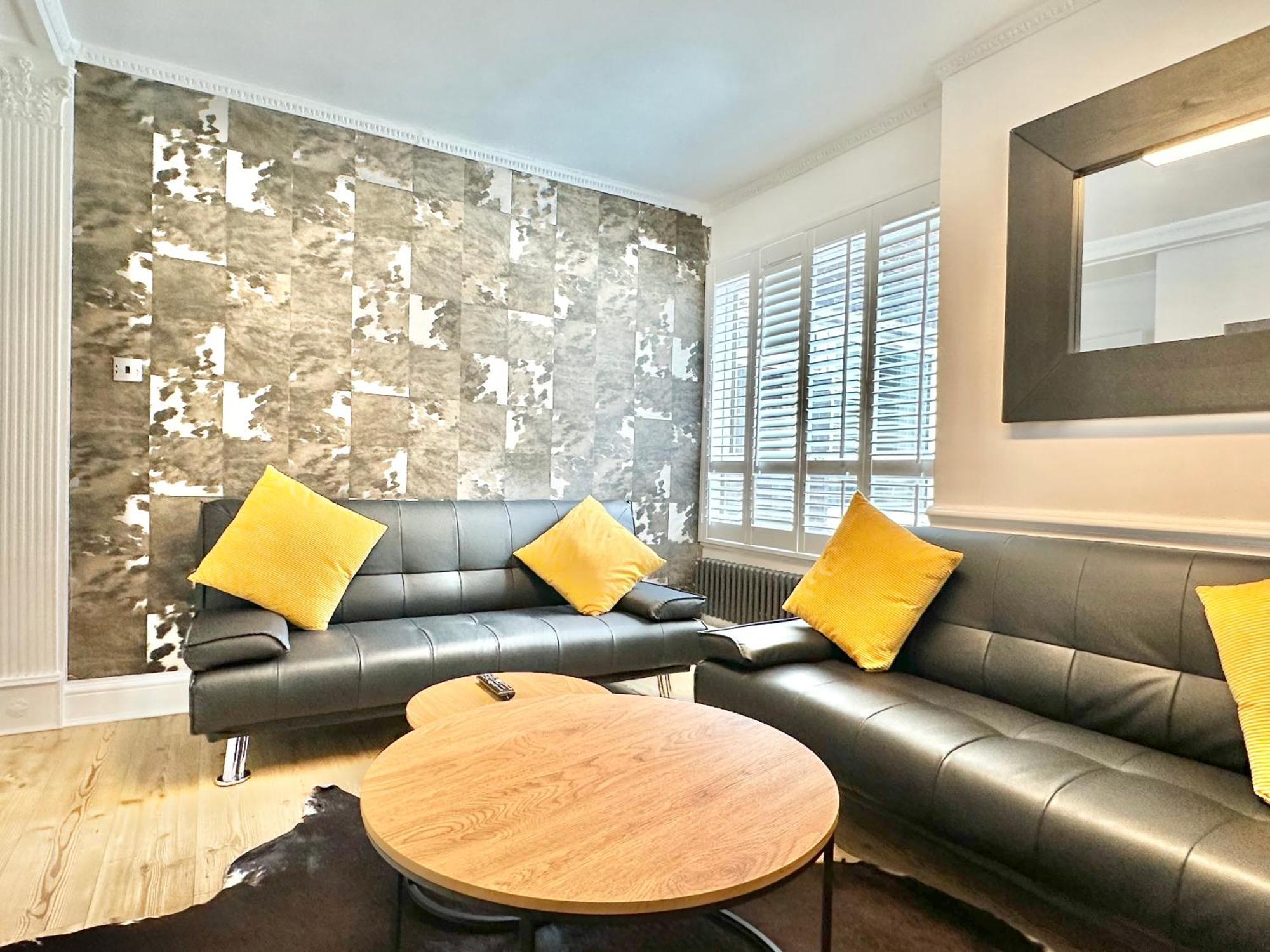 Apartamento Newly Refurbished 3 Bed Flat Free Parking
