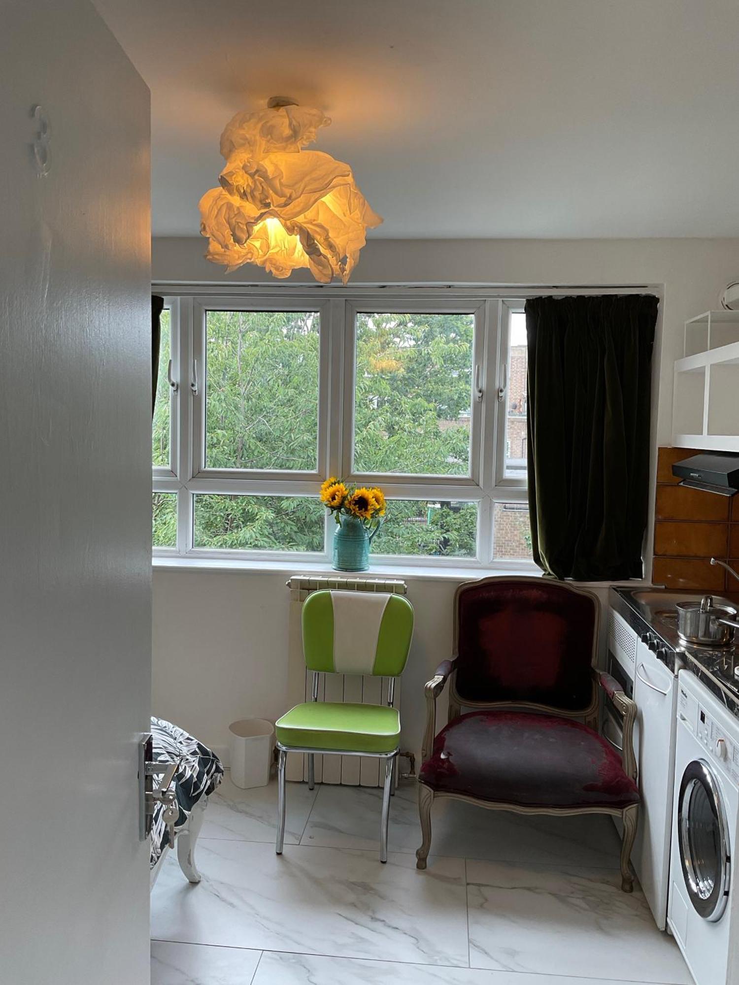 Apartment Studio6 Charming With Modern Amenities In