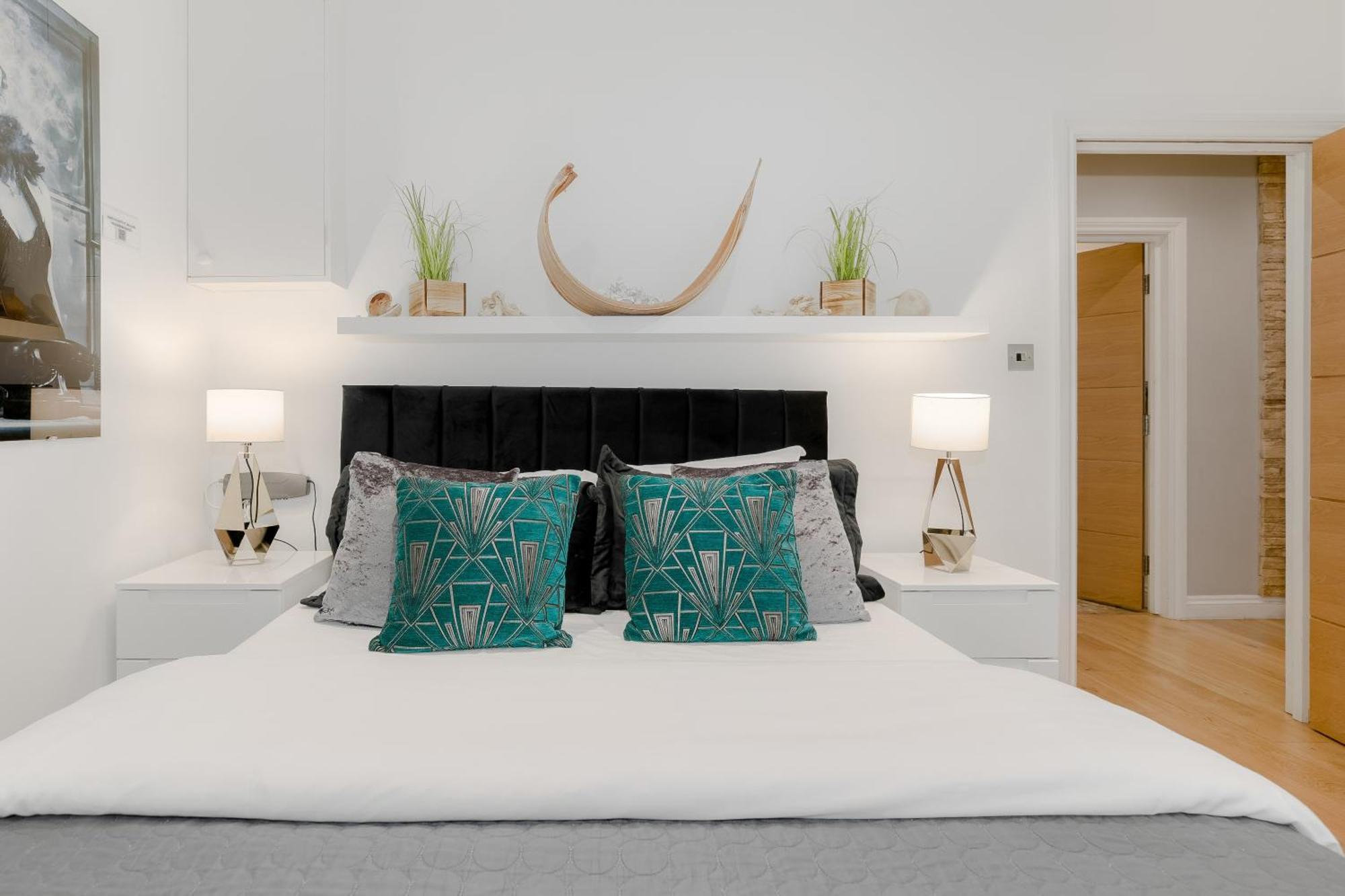 Cool Covent Garden Theatre Design Hub For Families Friends Couples Apartment *